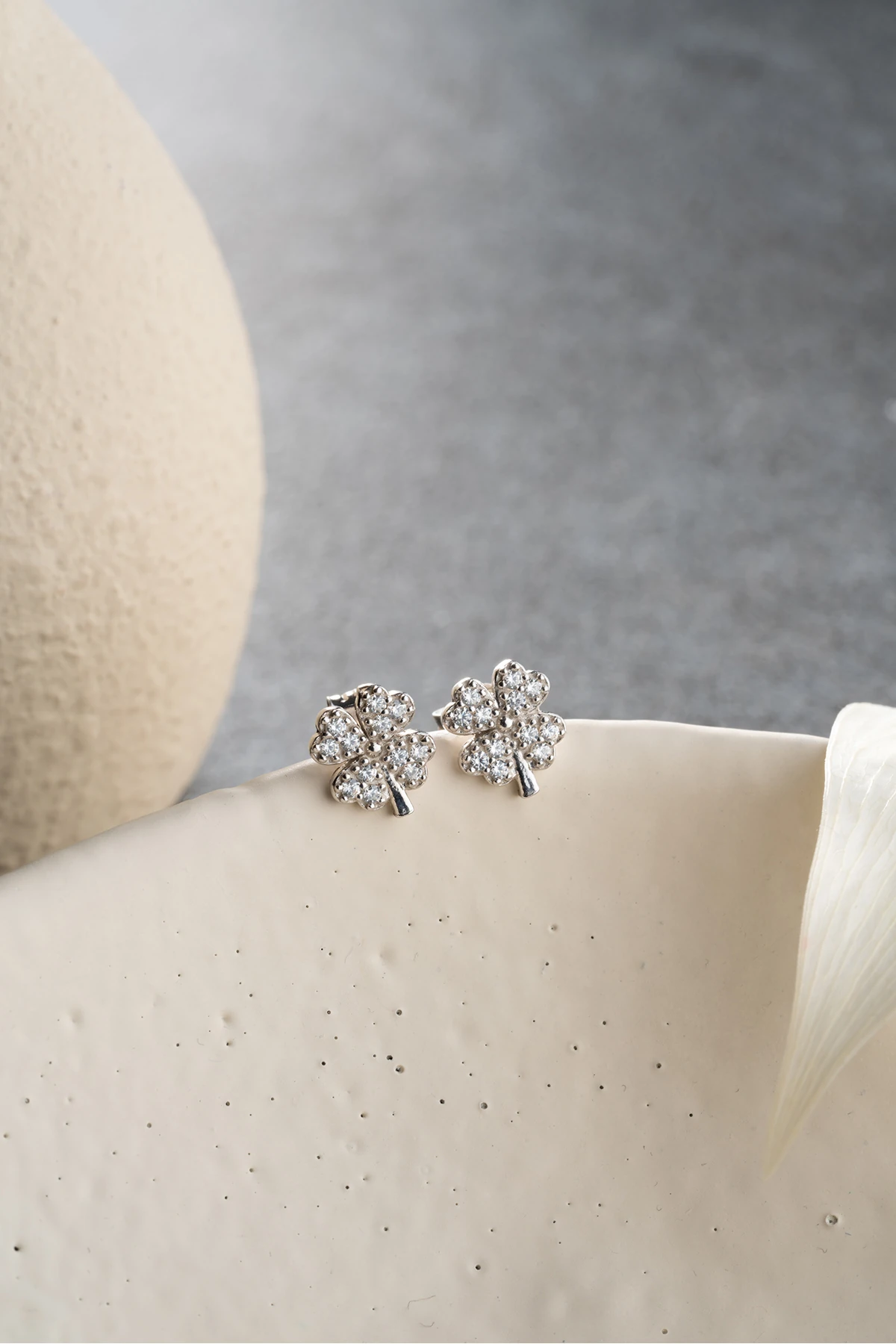 Gümüş Yonca Küpe