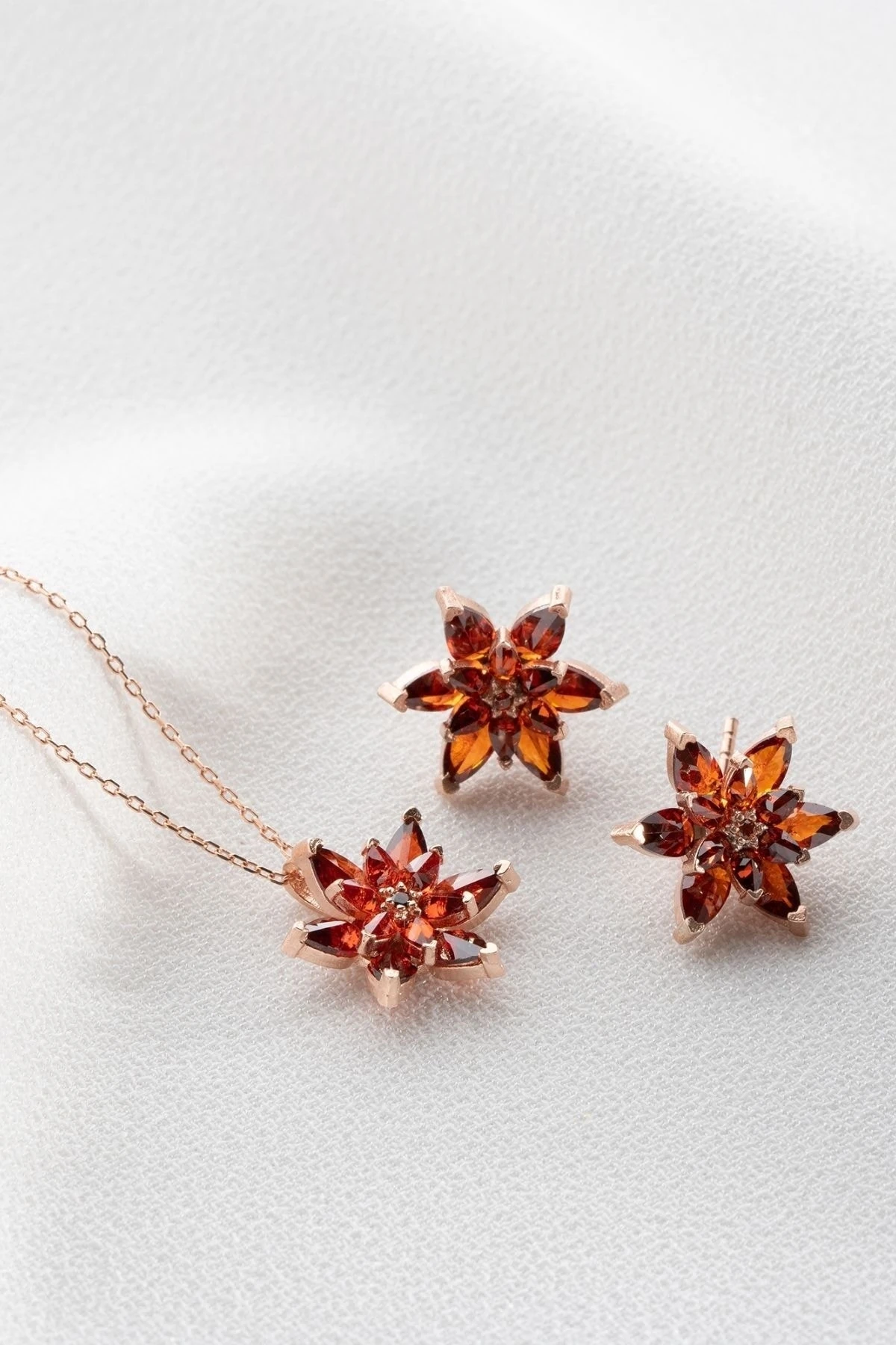 Gümüş Kırmızı Lotus Çiçekli Takı Set