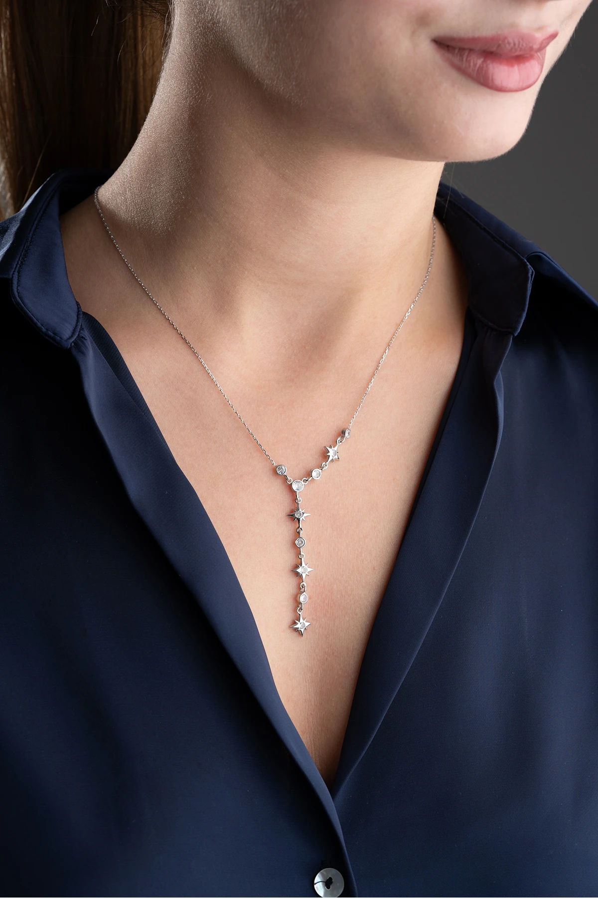 Gümüş Akışlı Kutup Yıldızı Kolye