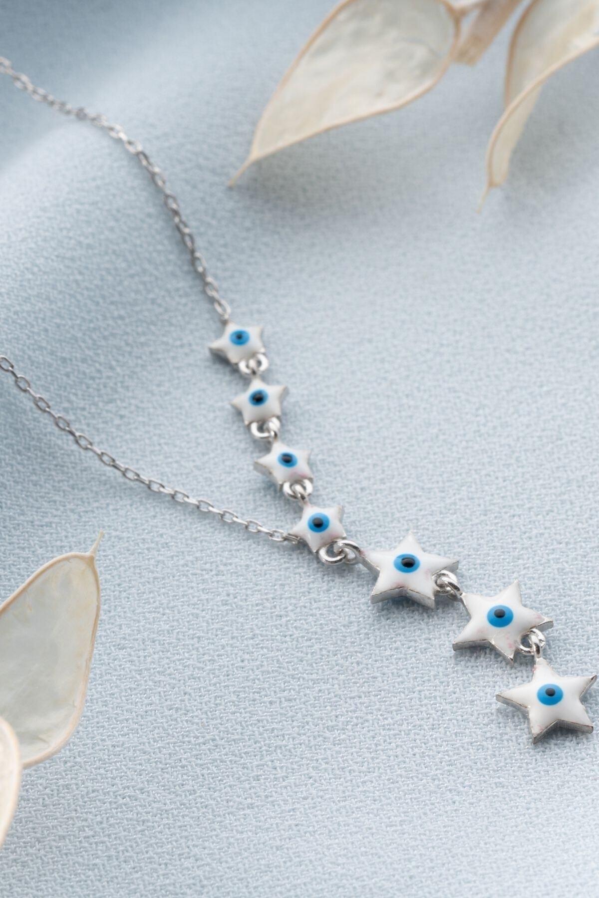 Gümüş Sallantılı Yıldız Kolye