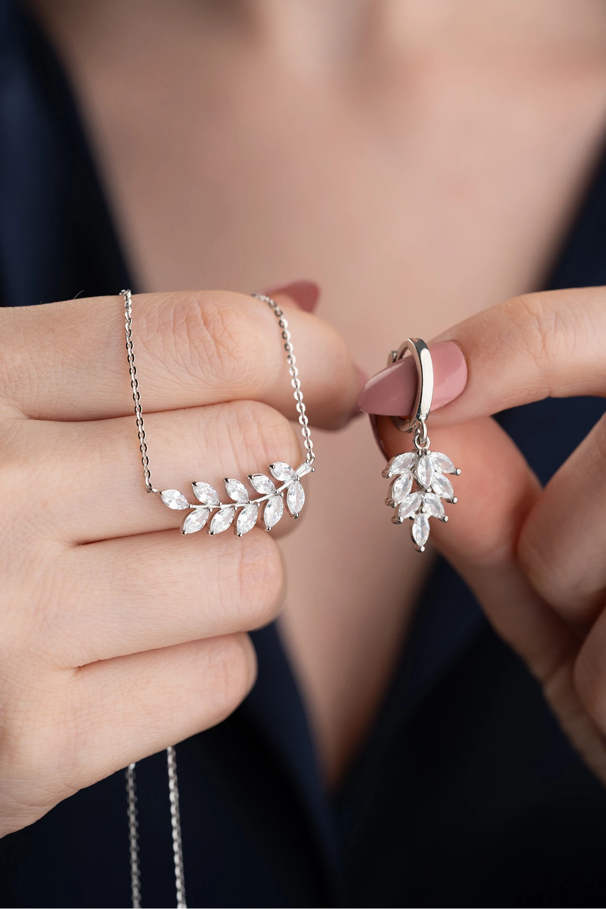 Gümüş Zirkon Taşlı Yaprak (Kolye-Küpe) Set