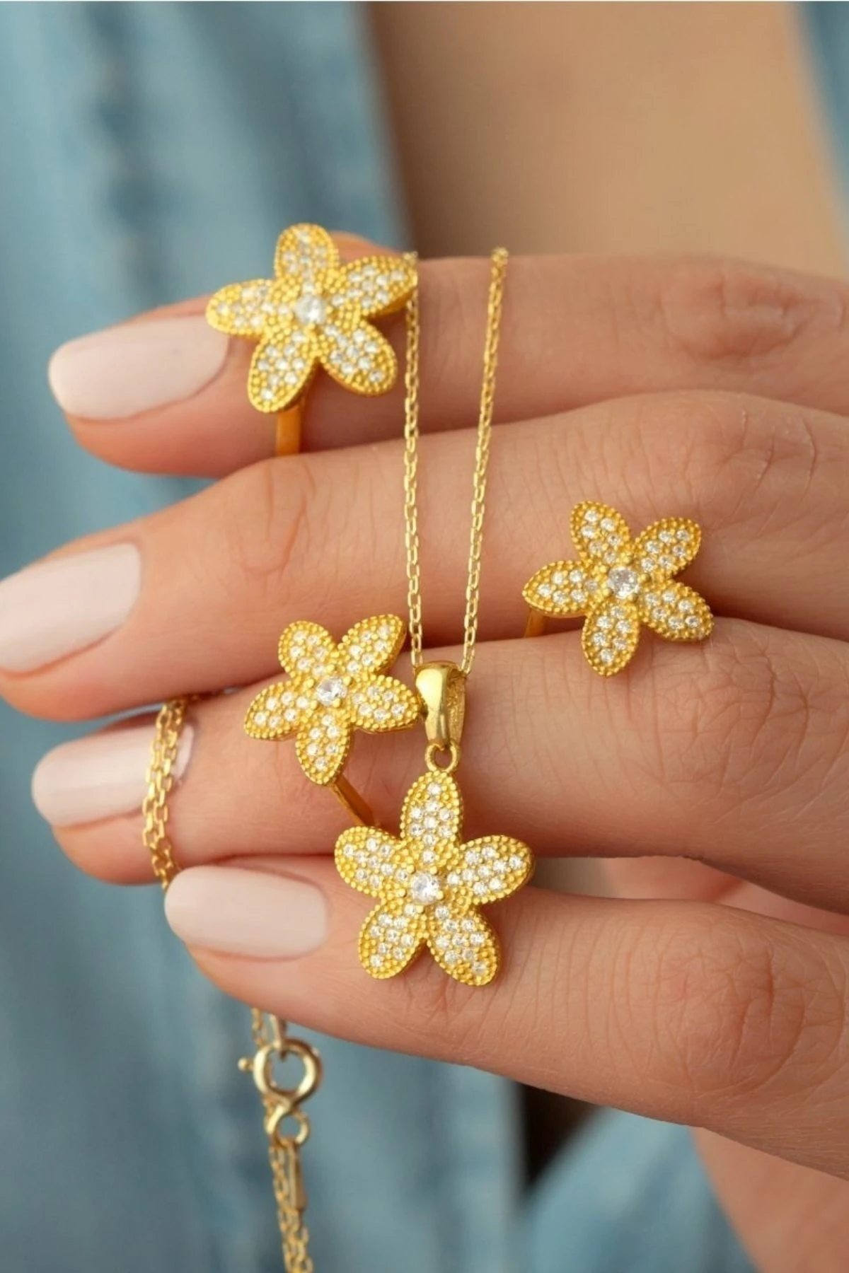 Gümüş Yıldızlı Takı Seti