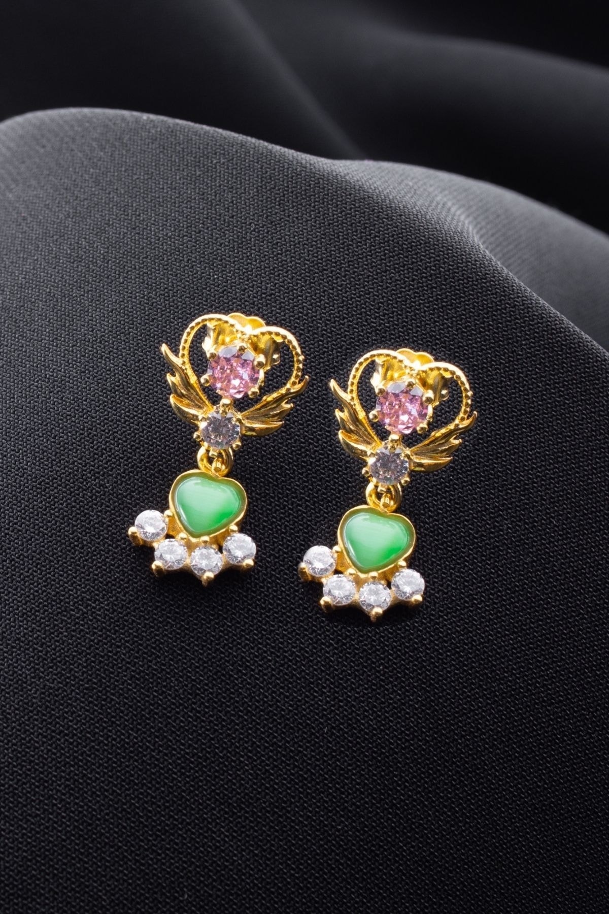 Gümüş Kanatlı Kalp Küpe