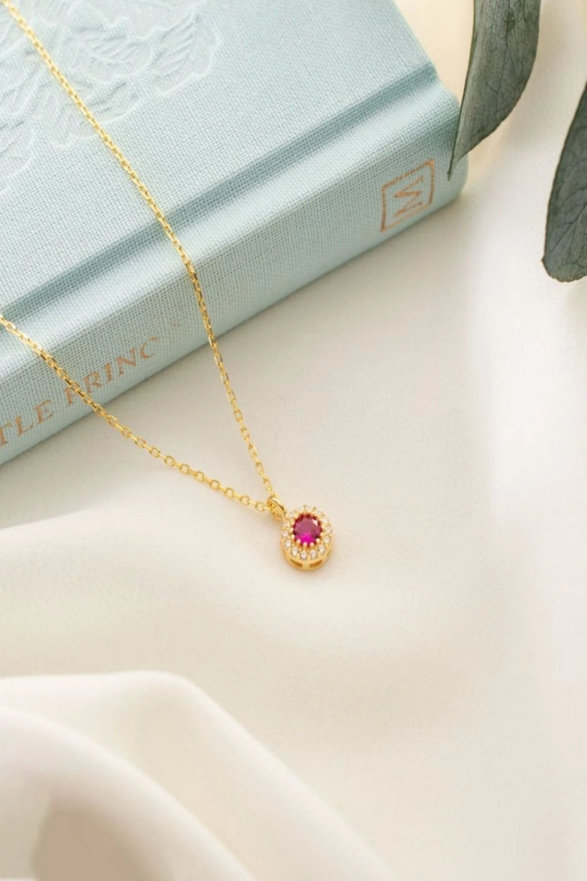 Gümüş Temmuz Ayı Doğum Taşı ( Ruby ) Kolye