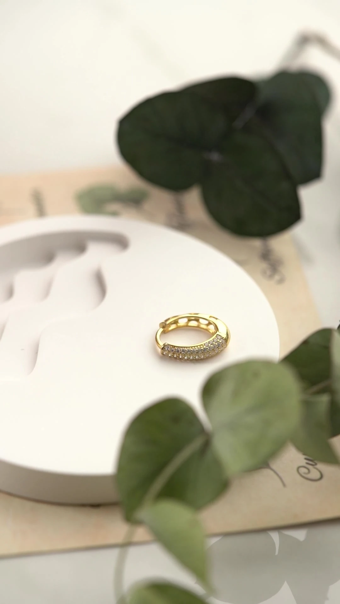 Gümüş Zirkon Taşlı Halka Küpe