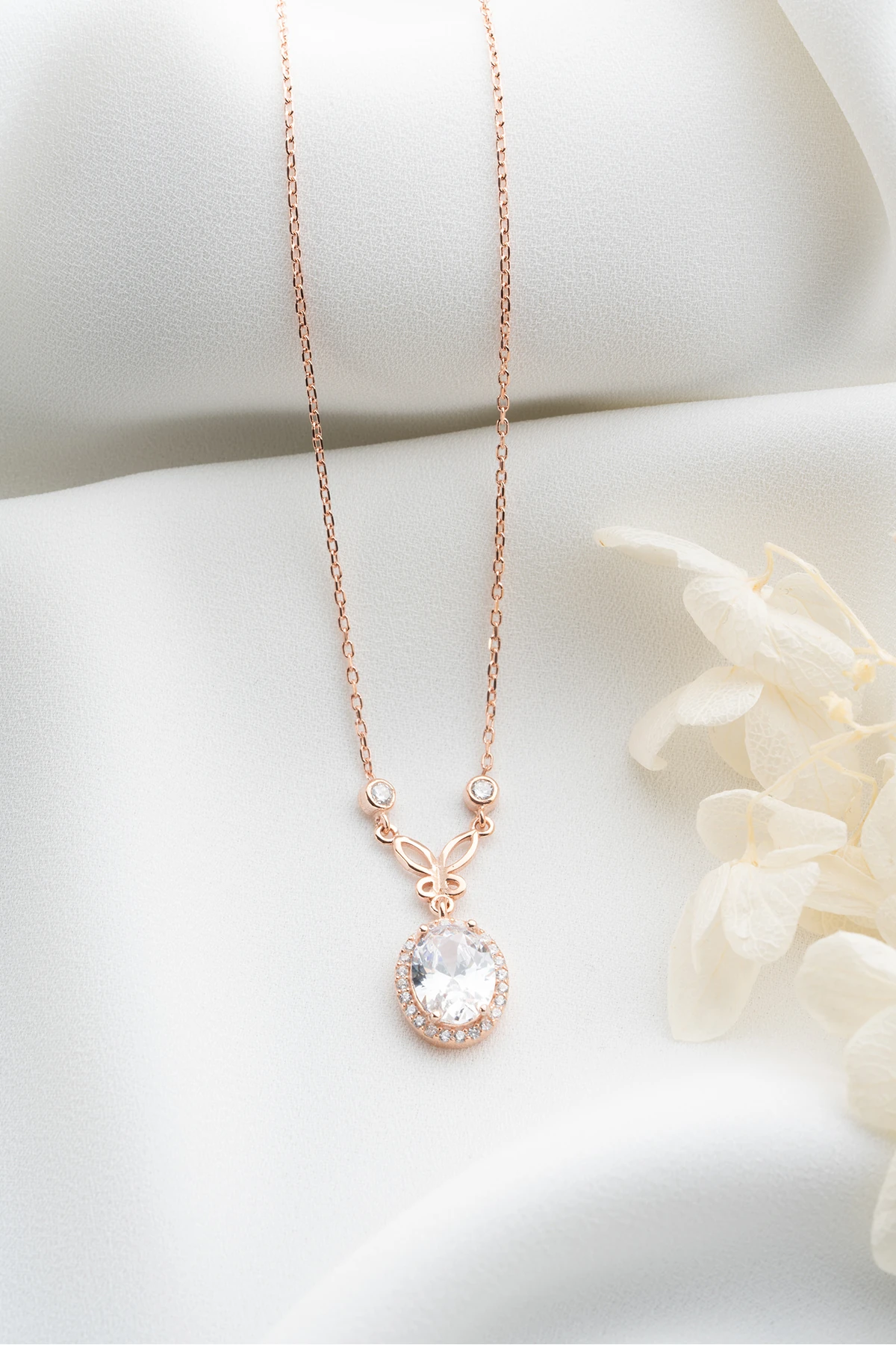 Gümüş Damla Taş Kelebekli Kolye