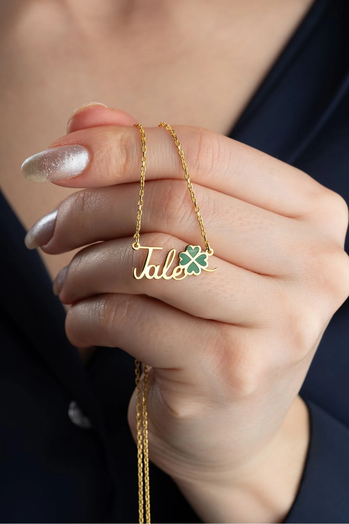 Gümüş İsimli Yonca Kolye