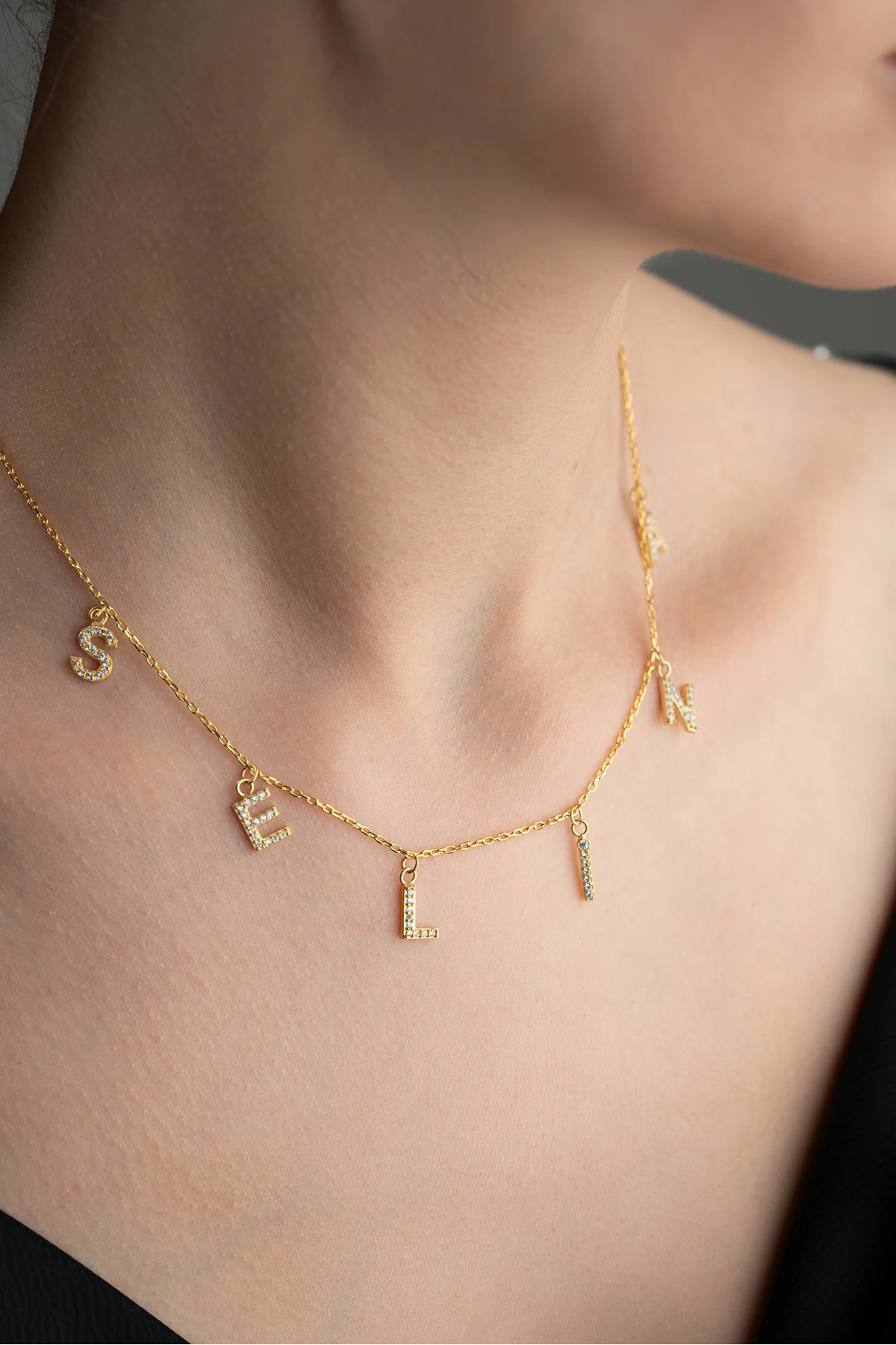 Gümüş Zirkon Taşlı İsimli Kolye