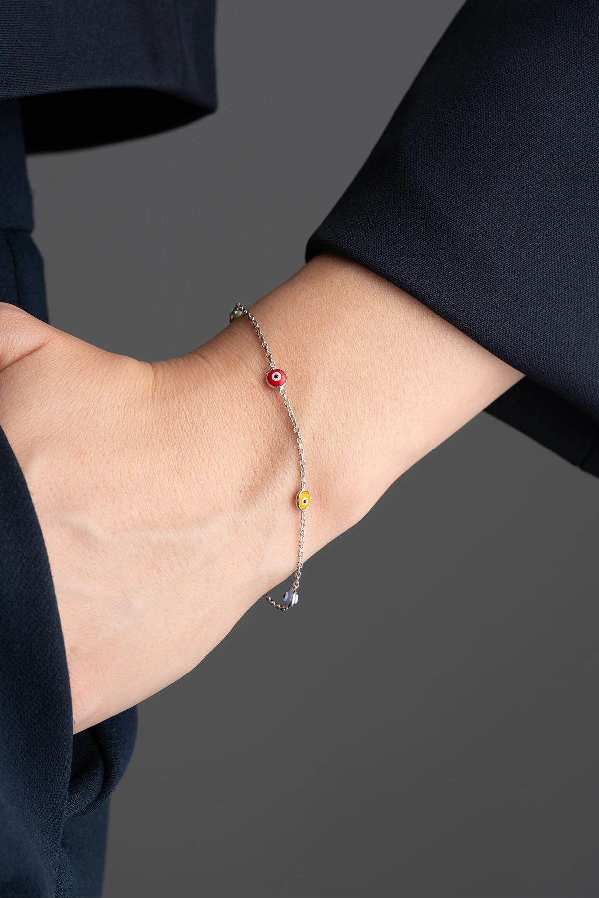 Gümüş Renkli Nazarlı Bileklik