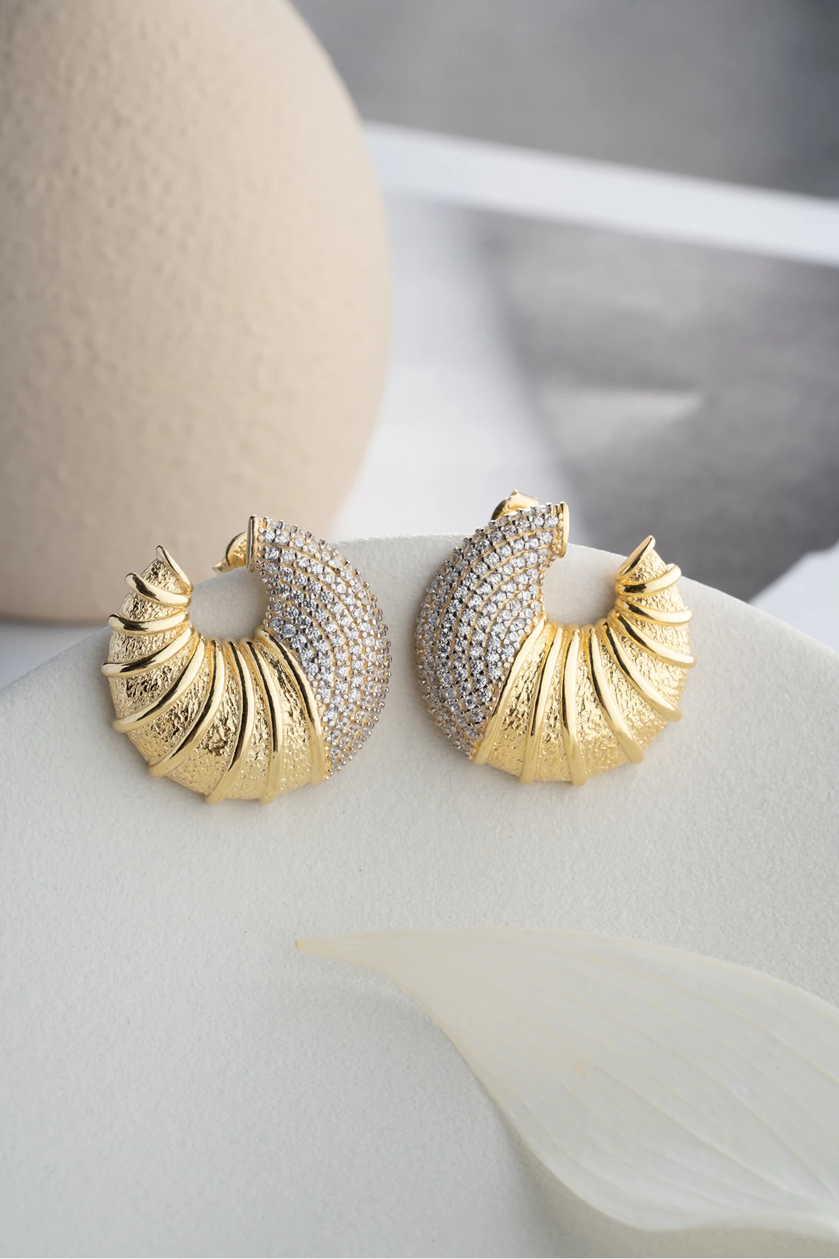 Gümüş Taşlı Deniz Kabuğu Küpe