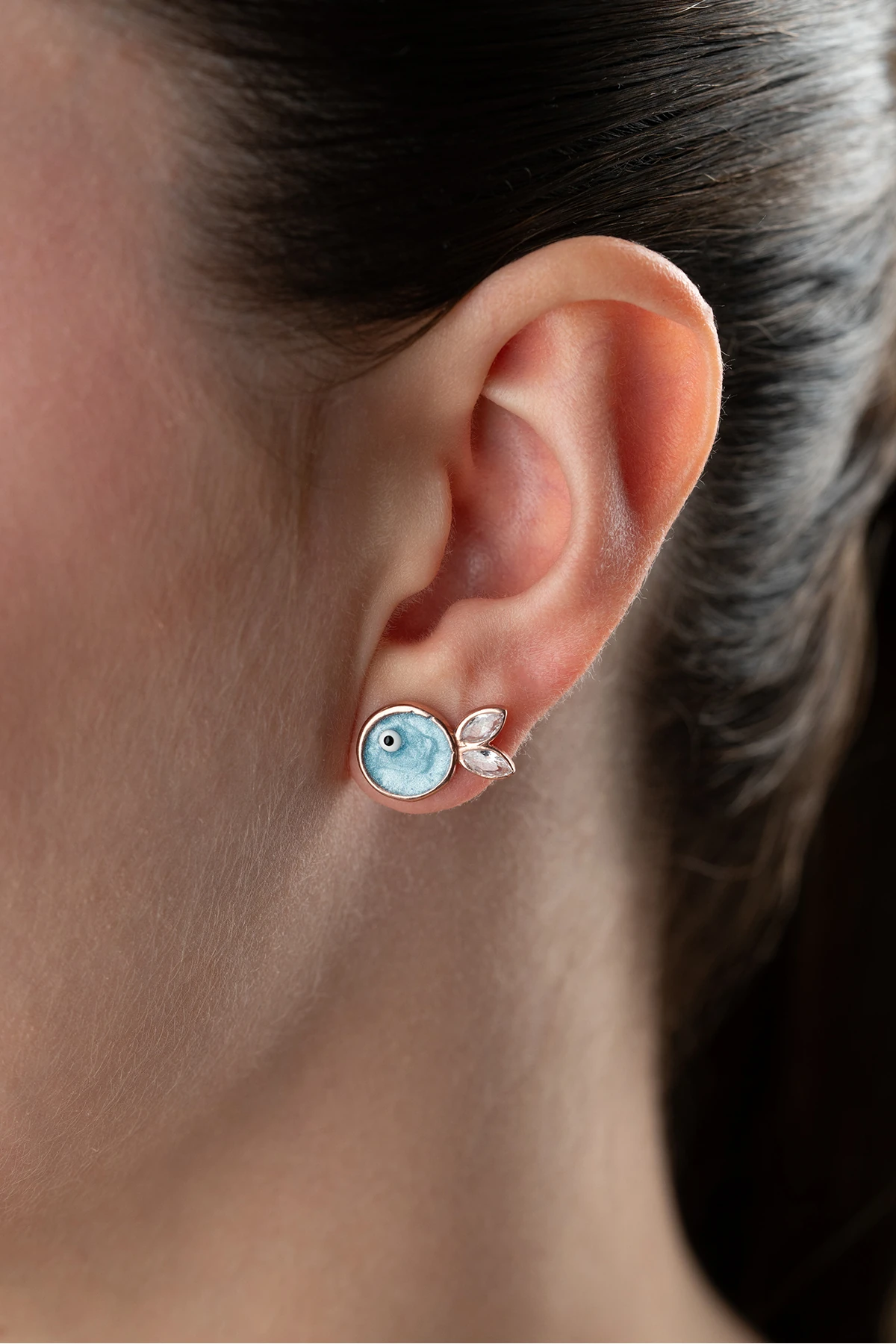 Gümüş Mavi Mineli Balık Küpe