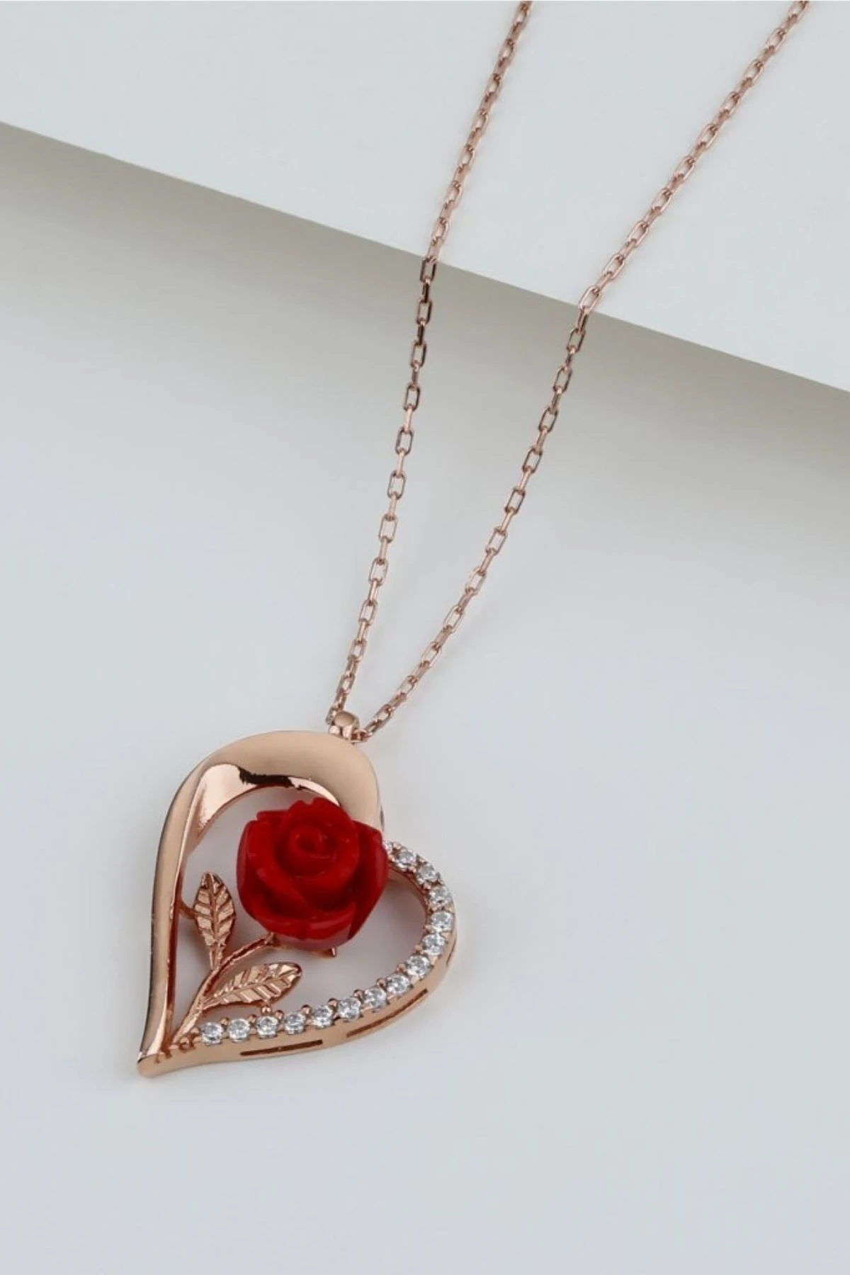 Gümüş Güllü Kalp Kolye