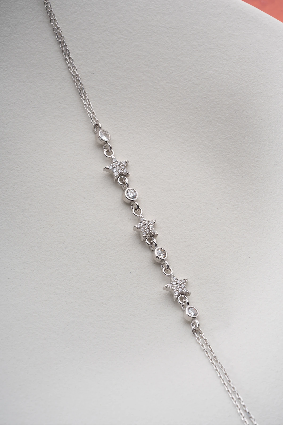 Gümüş Yıldızlı Bileklik