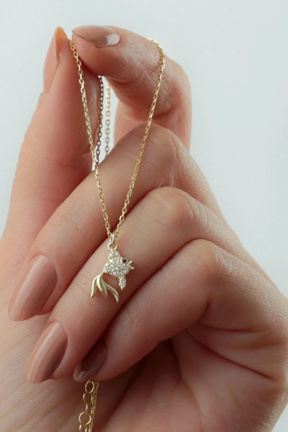 Gümüş Minimal Balık Kolye