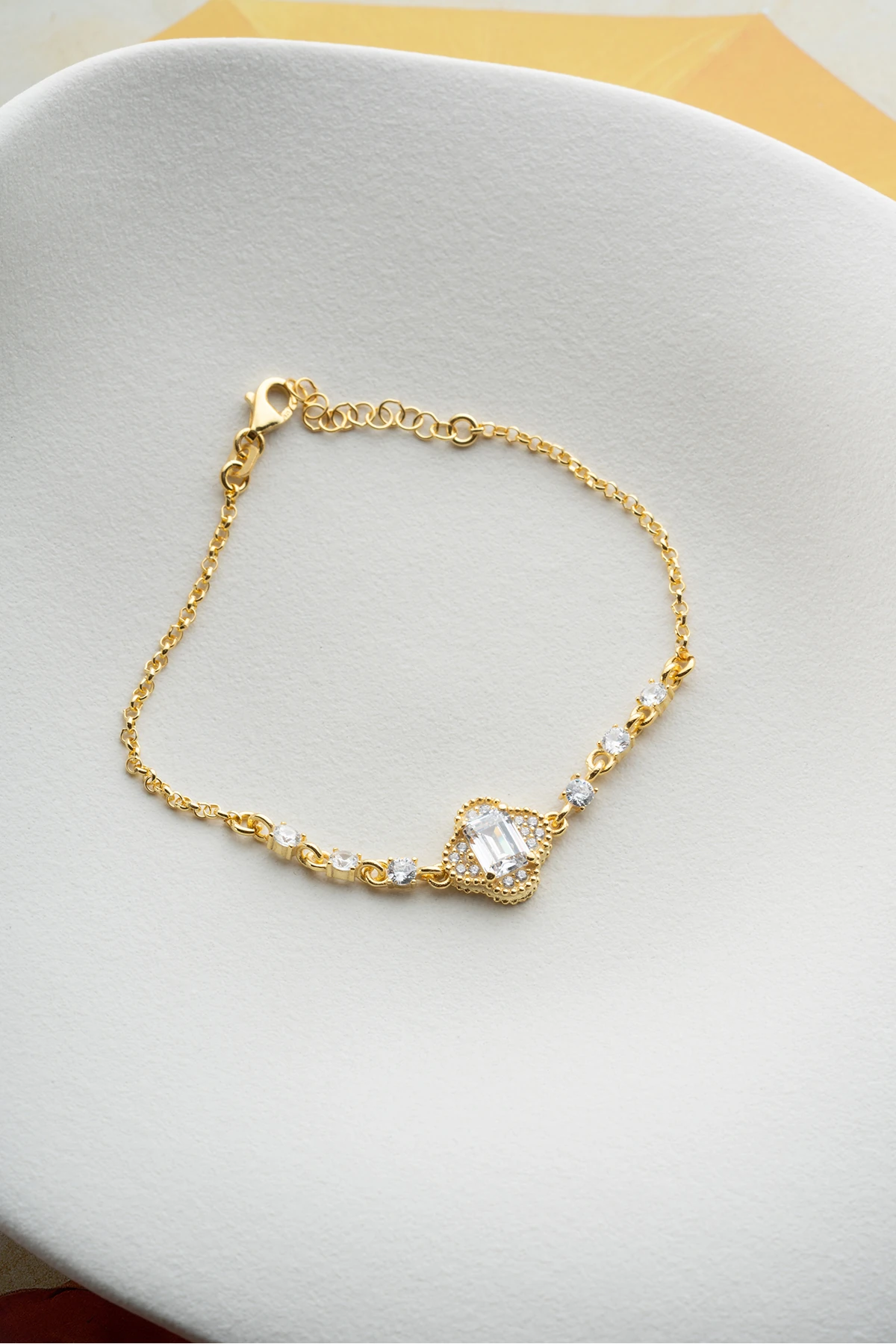 Gümüş Taşlı Yonca Bileklik