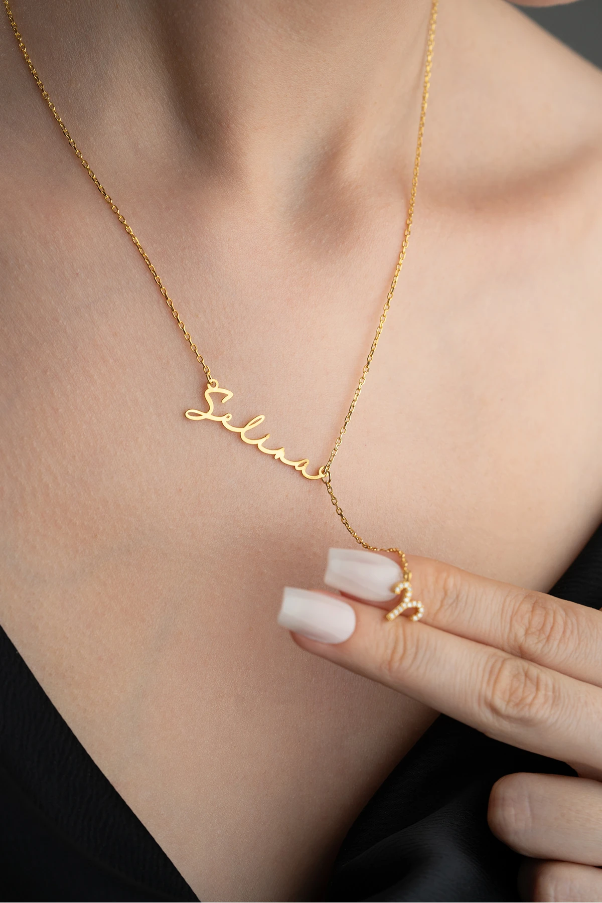 Gümüş Kişiye Özel İsimli Kolye