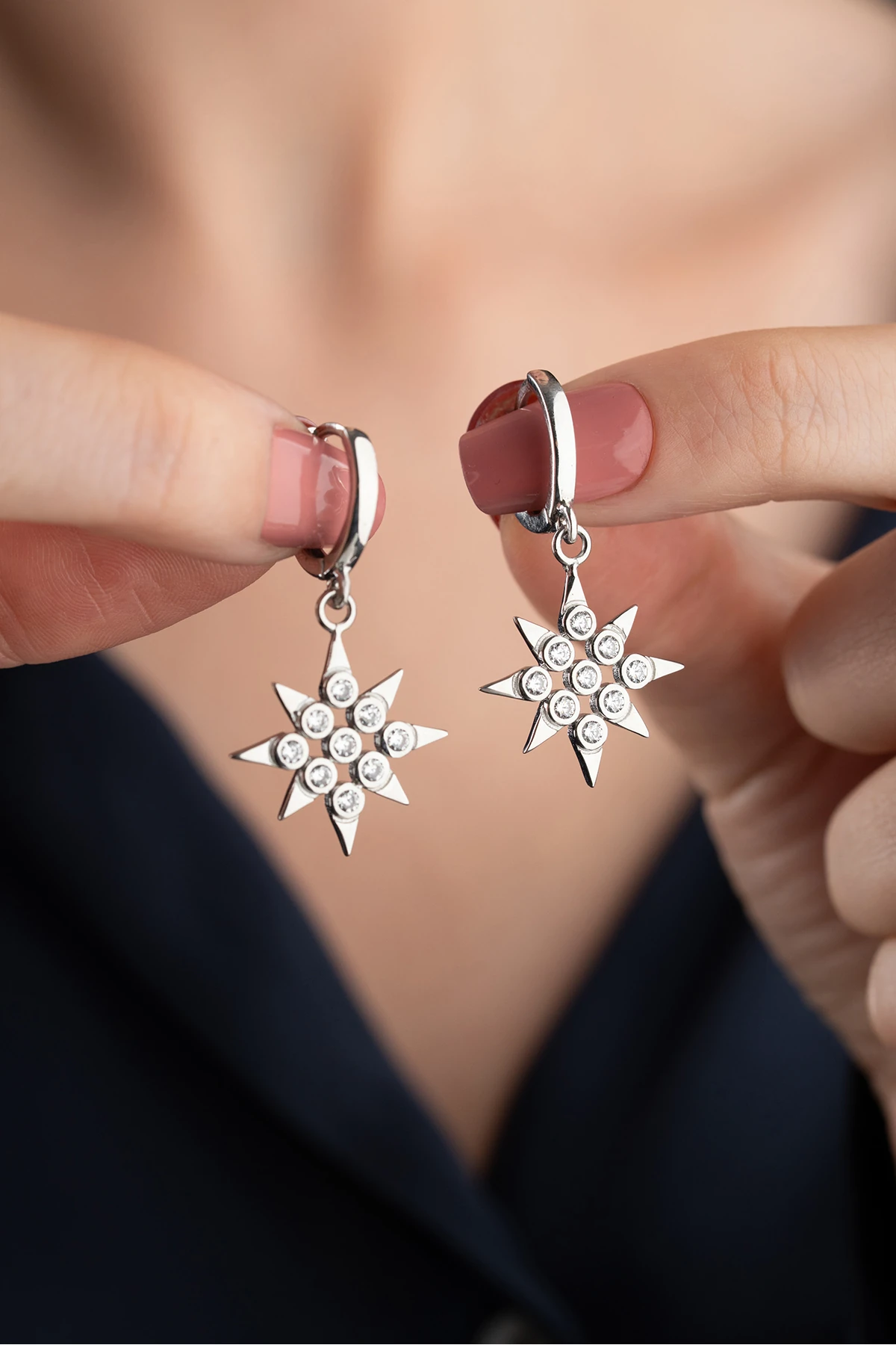 Gümüş Taşlı Yıldız Küpe