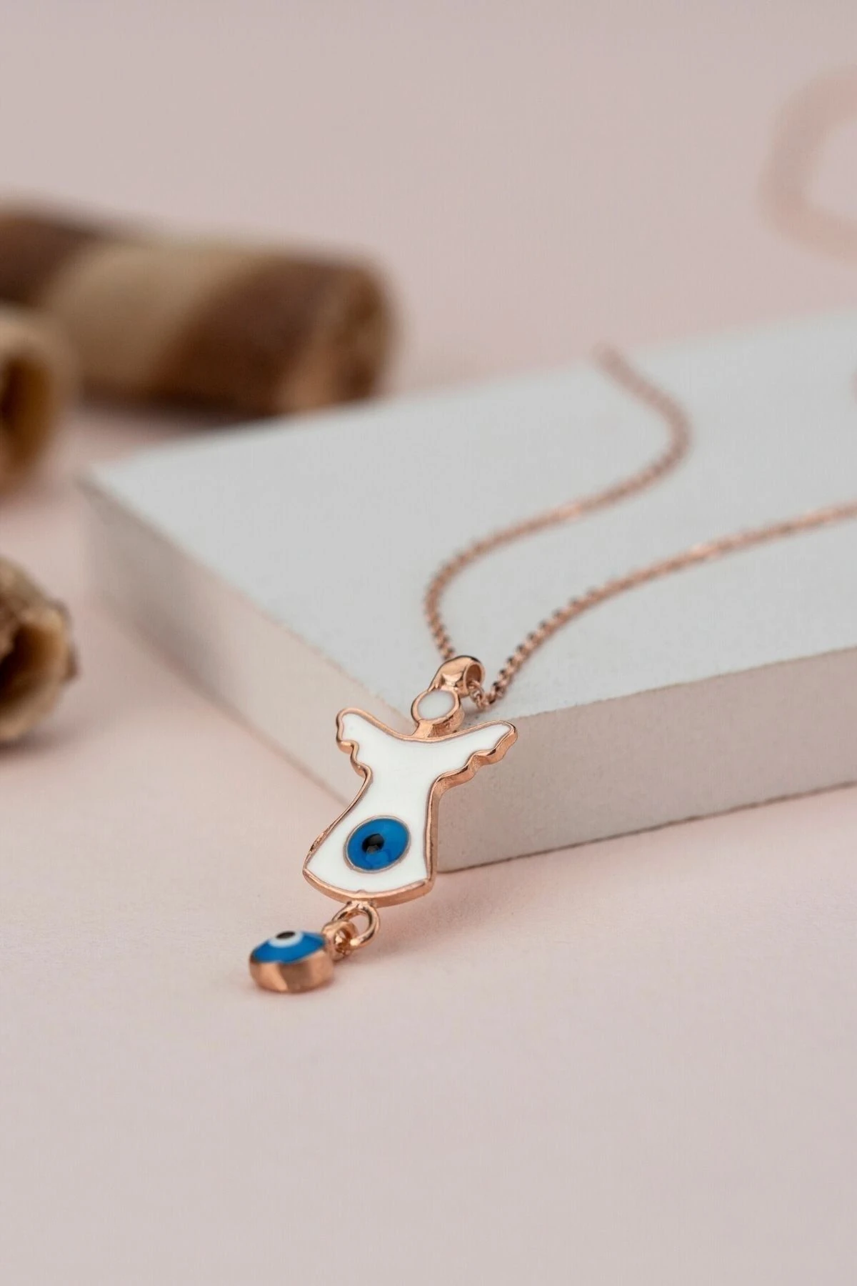 Nazar Boncuklu Melek Kolye