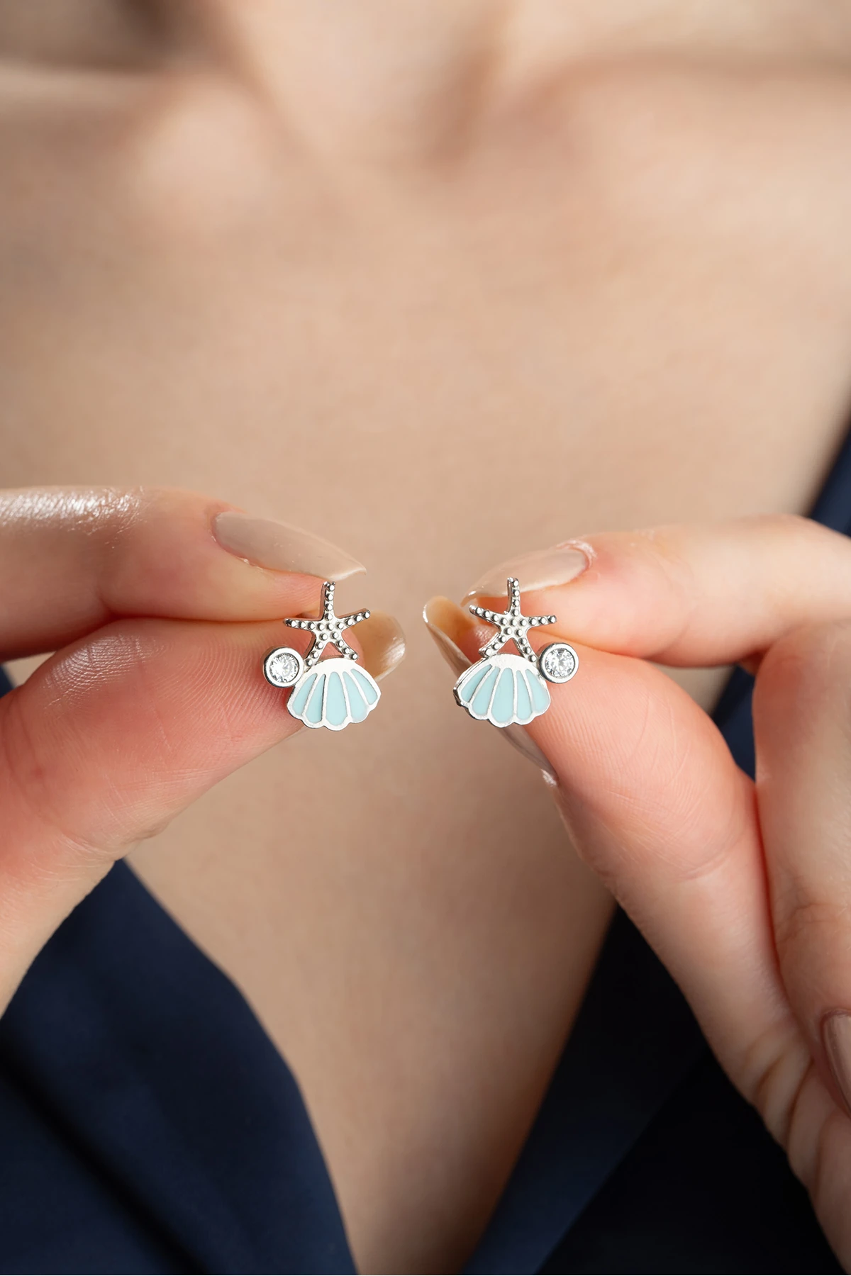 Gümüş Çivili Deniz Kabuğu Küpe