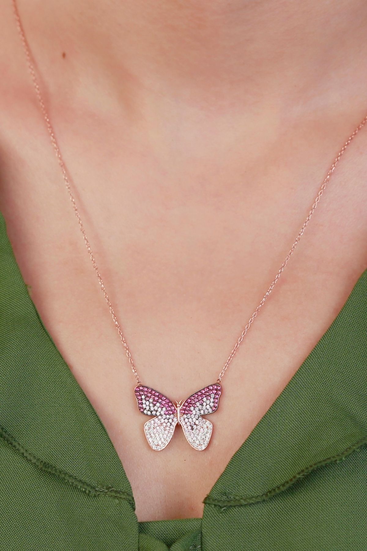 Gümüş Rose Pembe Taşlı Kelebek Kolye