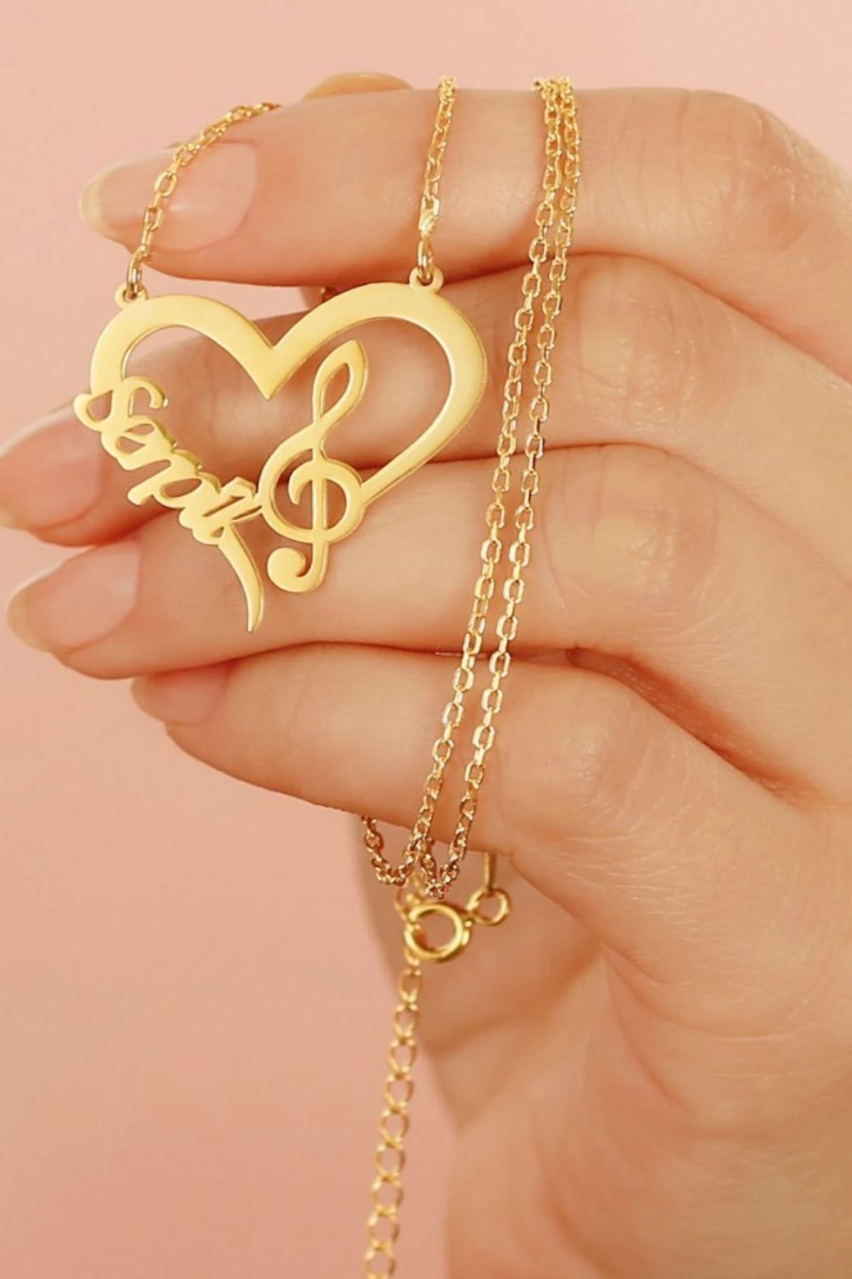 Gümüş Kalpli Müzisyen Kolyesi