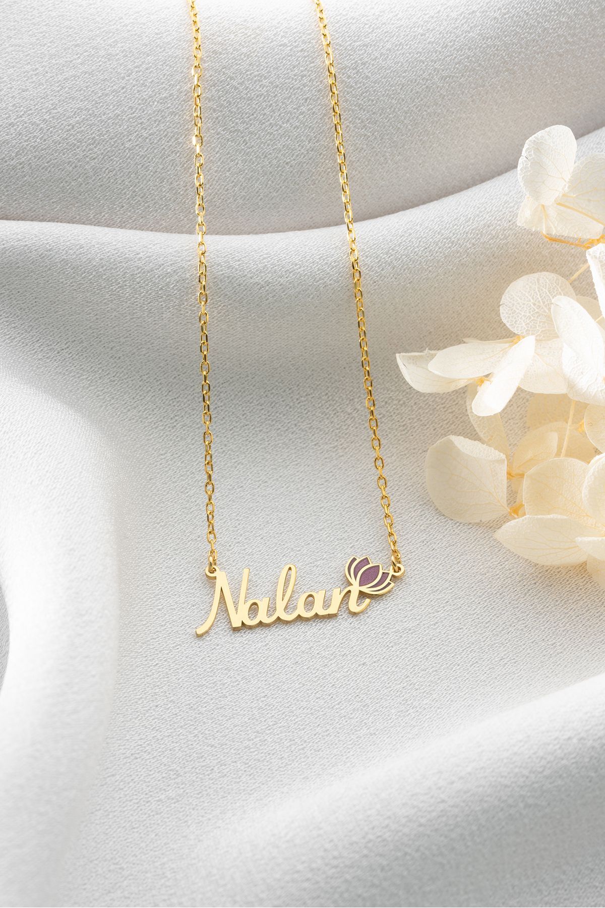 Gümüş İsimli Lale Kolye