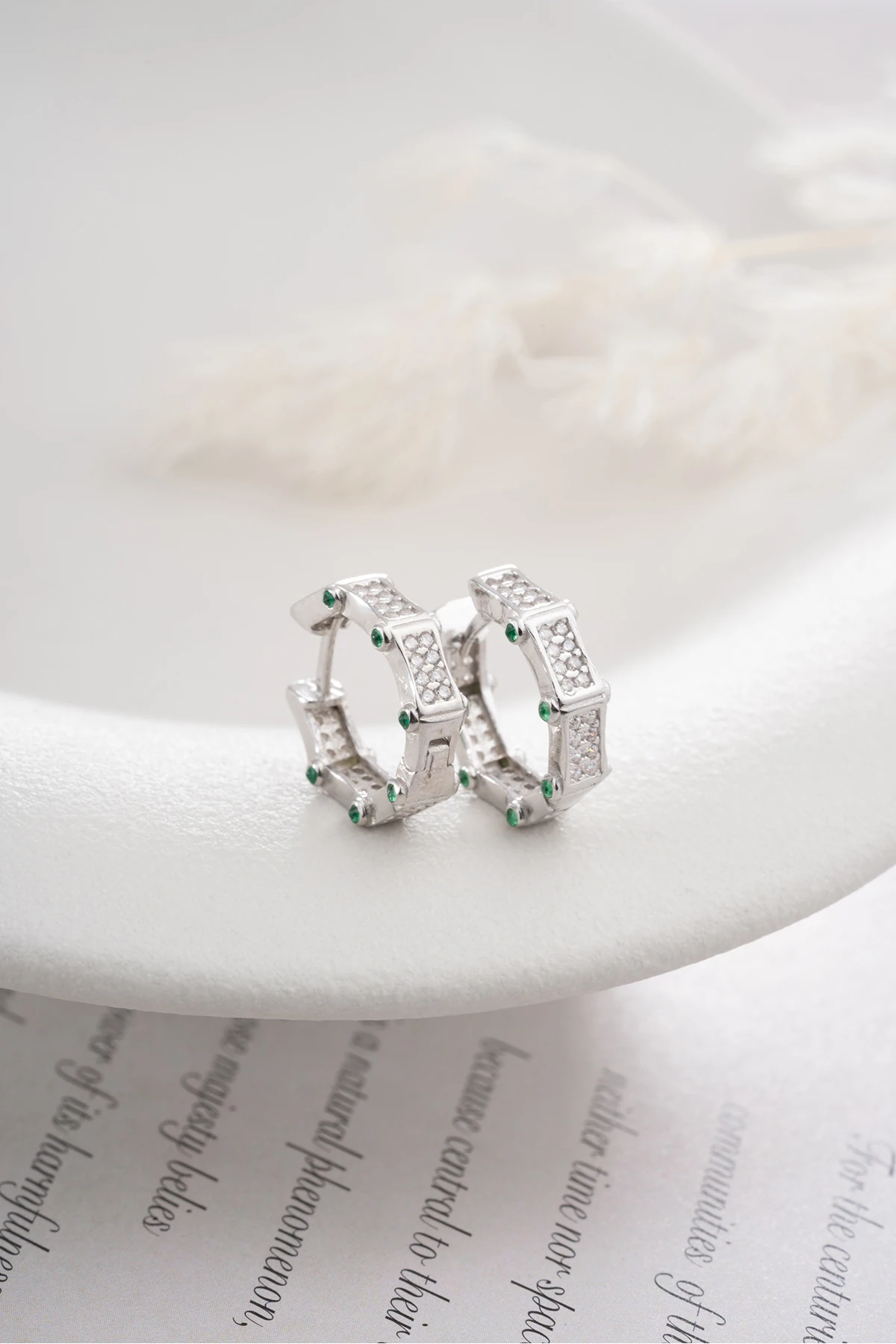 Gümüş Zirkon Taşlı Küpe