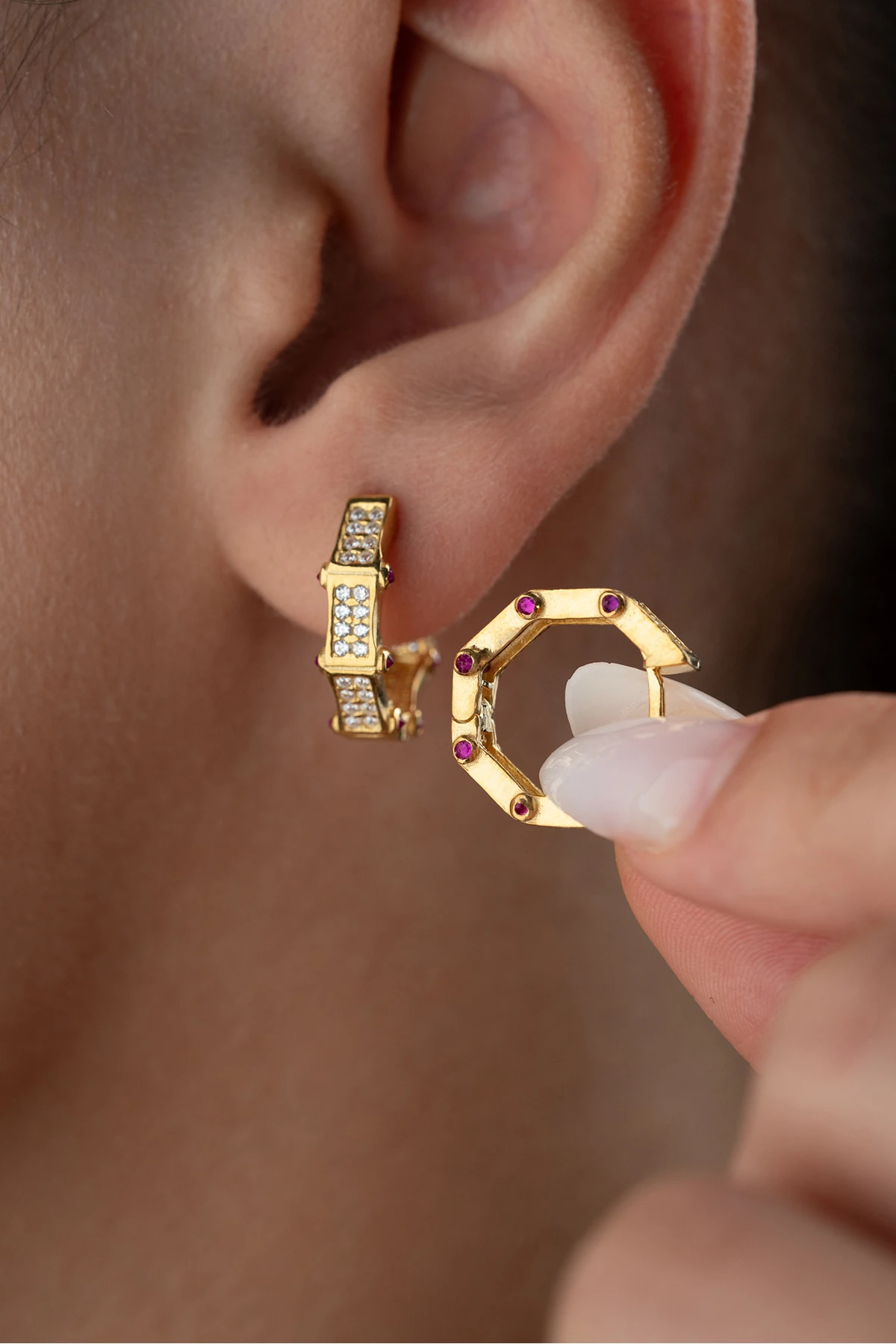 Gümüş Trend Model Küpe