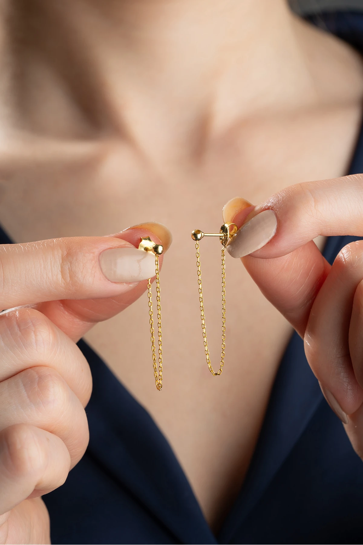 Gümüş Zincirli Top Küpe