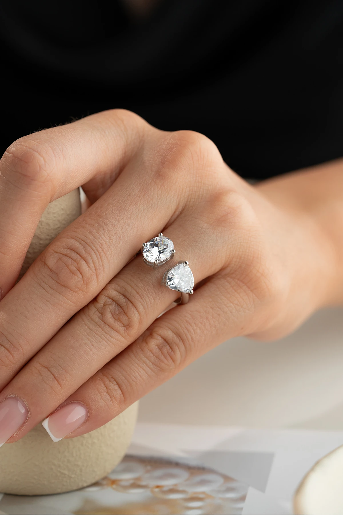 Gümüş Taşlı Model Yüzük