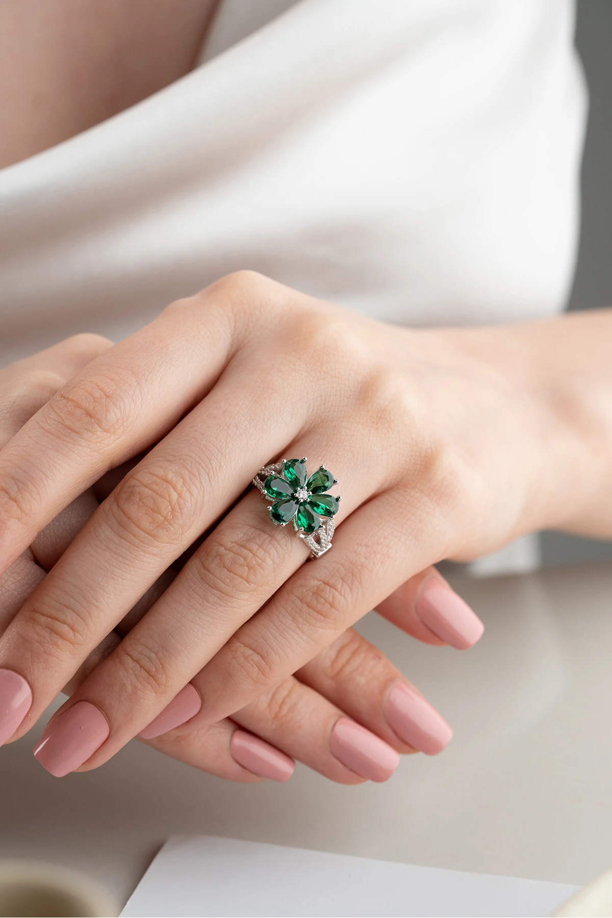 Gümüş Zümrüt Yeşil Lotus Yüzük