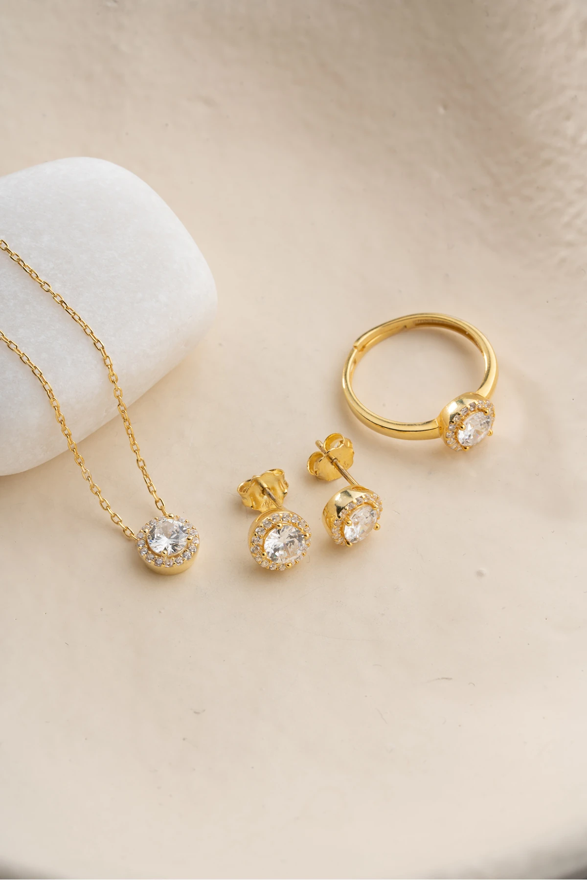 Gümüş Tektaş Model Takı Seti