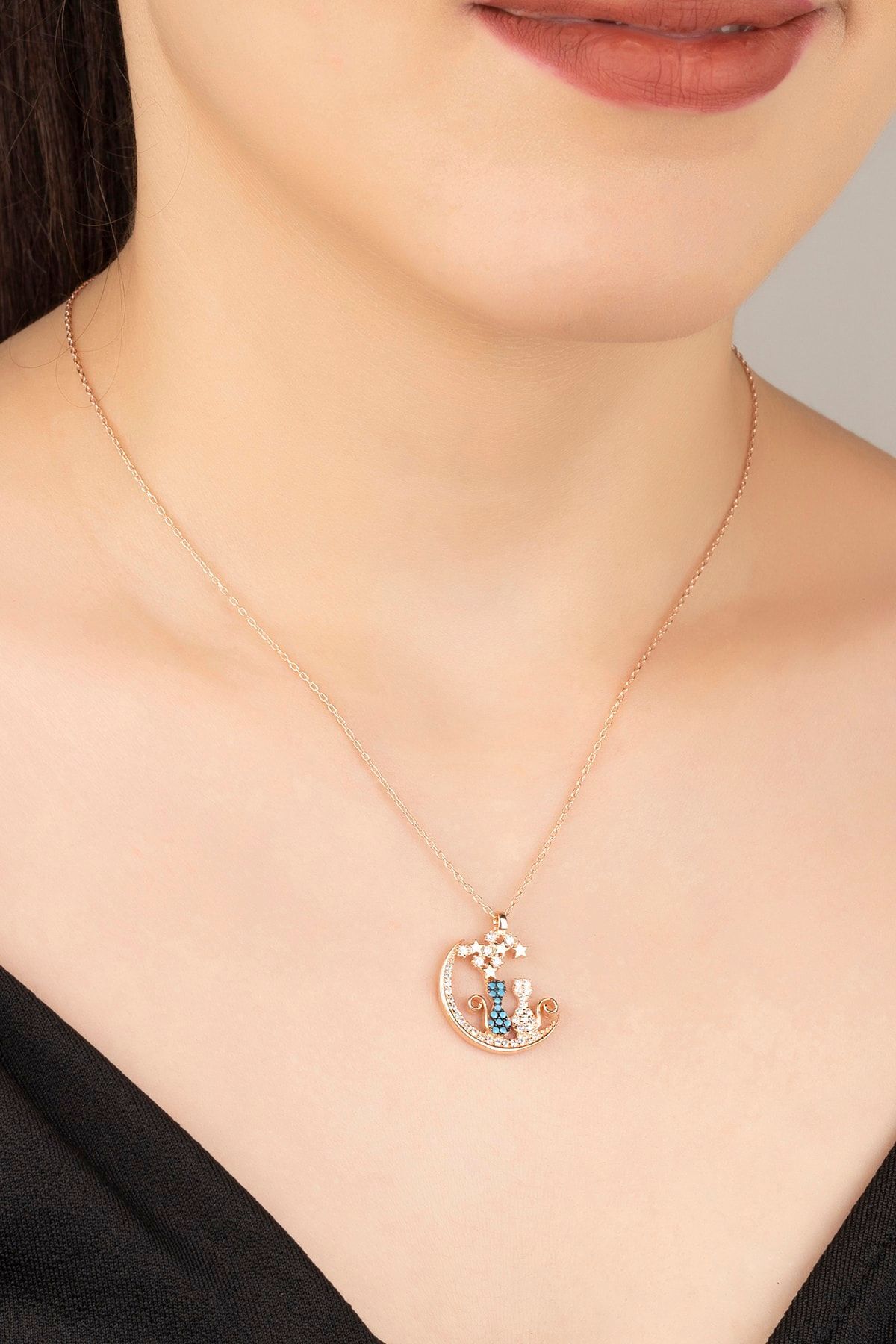 Gümüş Rose Yıldızlı Kediler Kolye