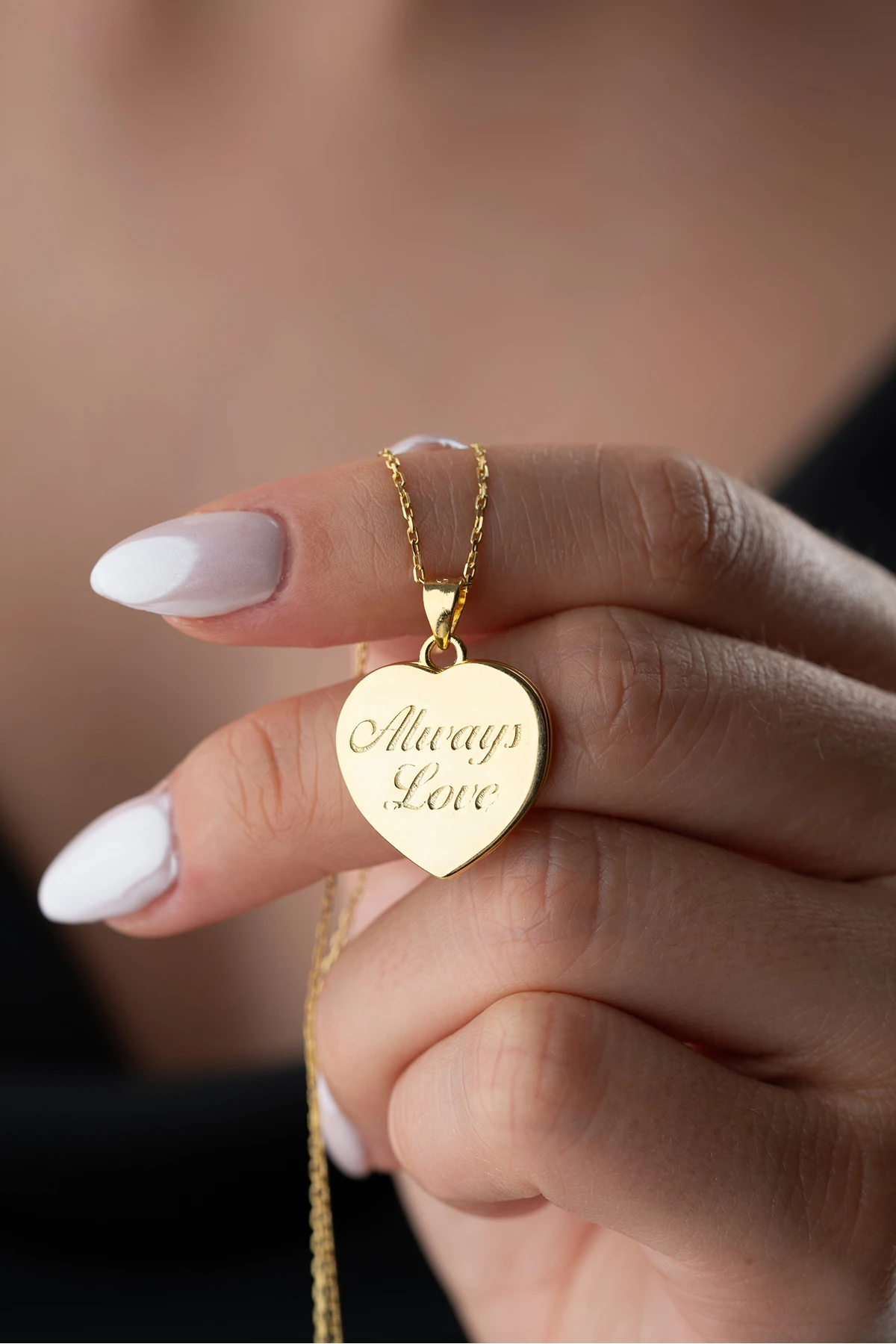 Gümüş Kişiye Özel Kapaklı Kalp Kolye