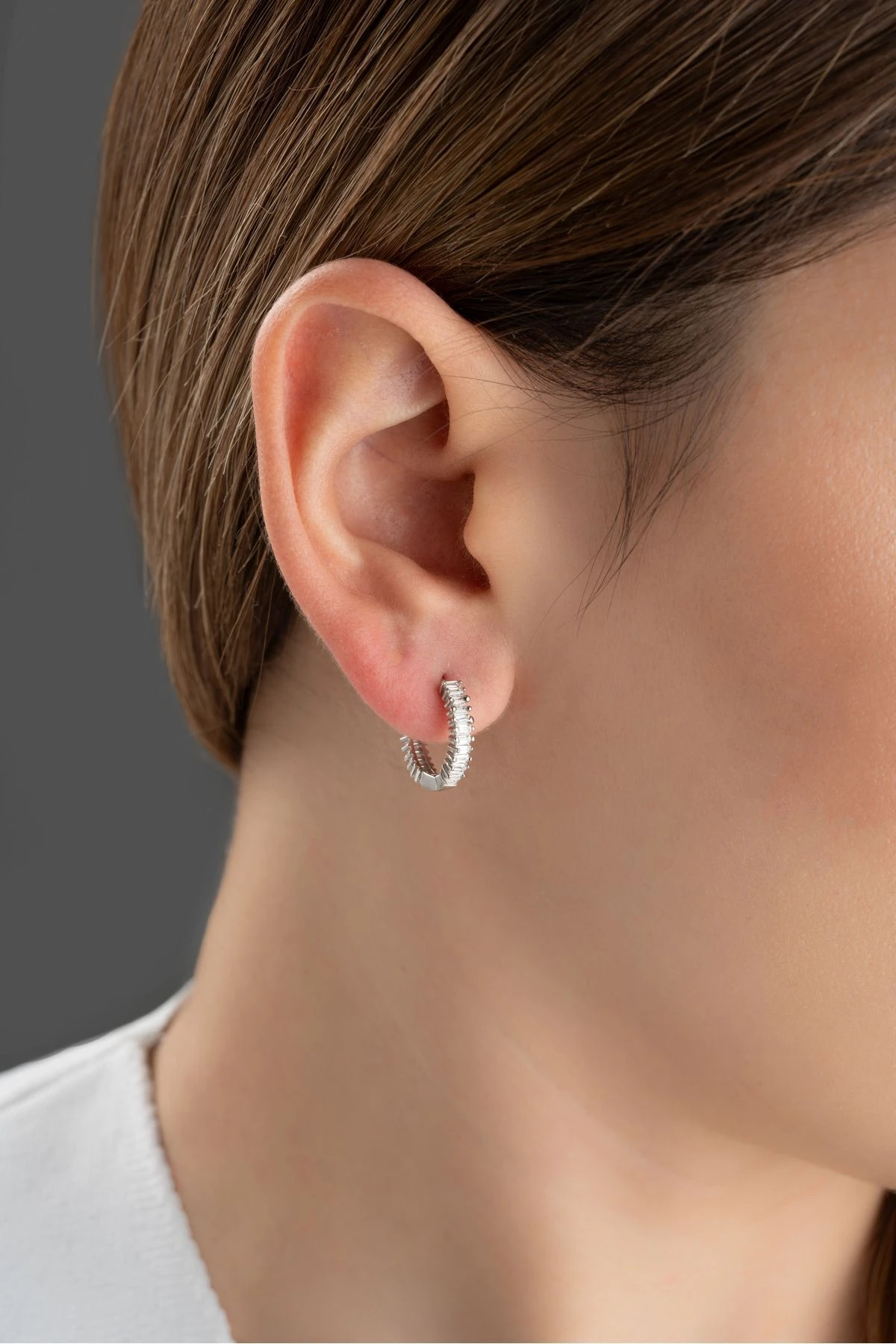 Gümüş Baget Taşlı Halka Küpe