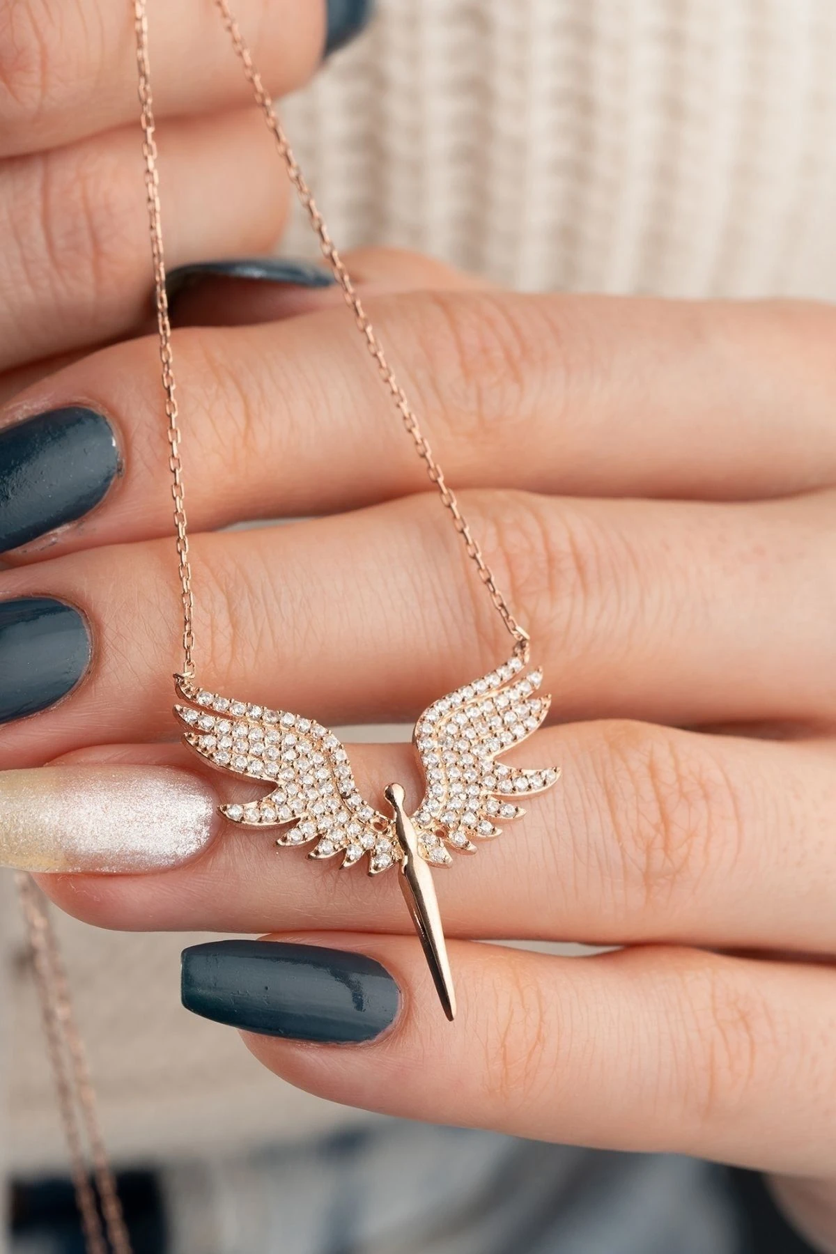 Gümüş Beyaz Kanat Melek Kolye