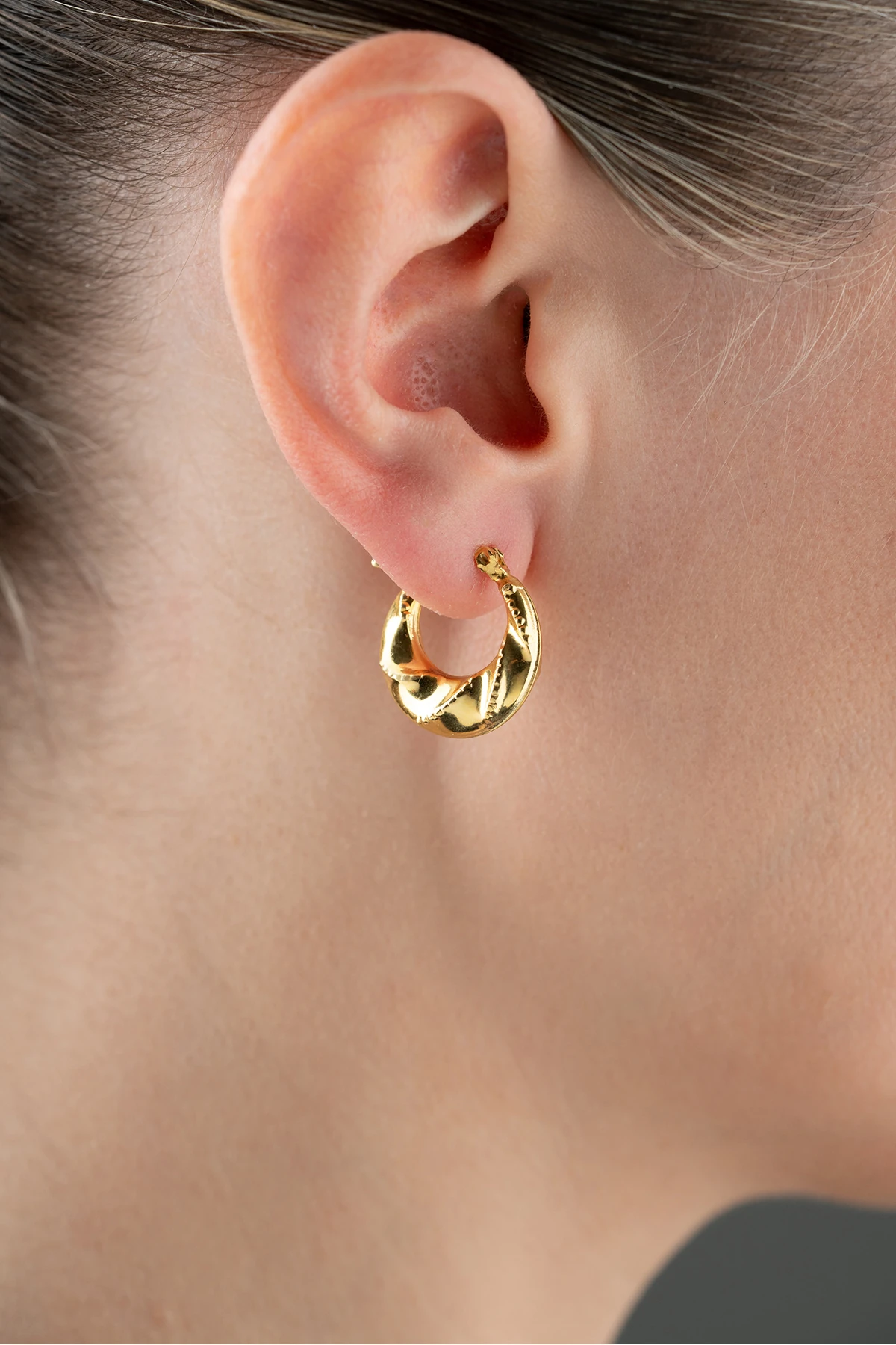 Gümüş Trend Küpe