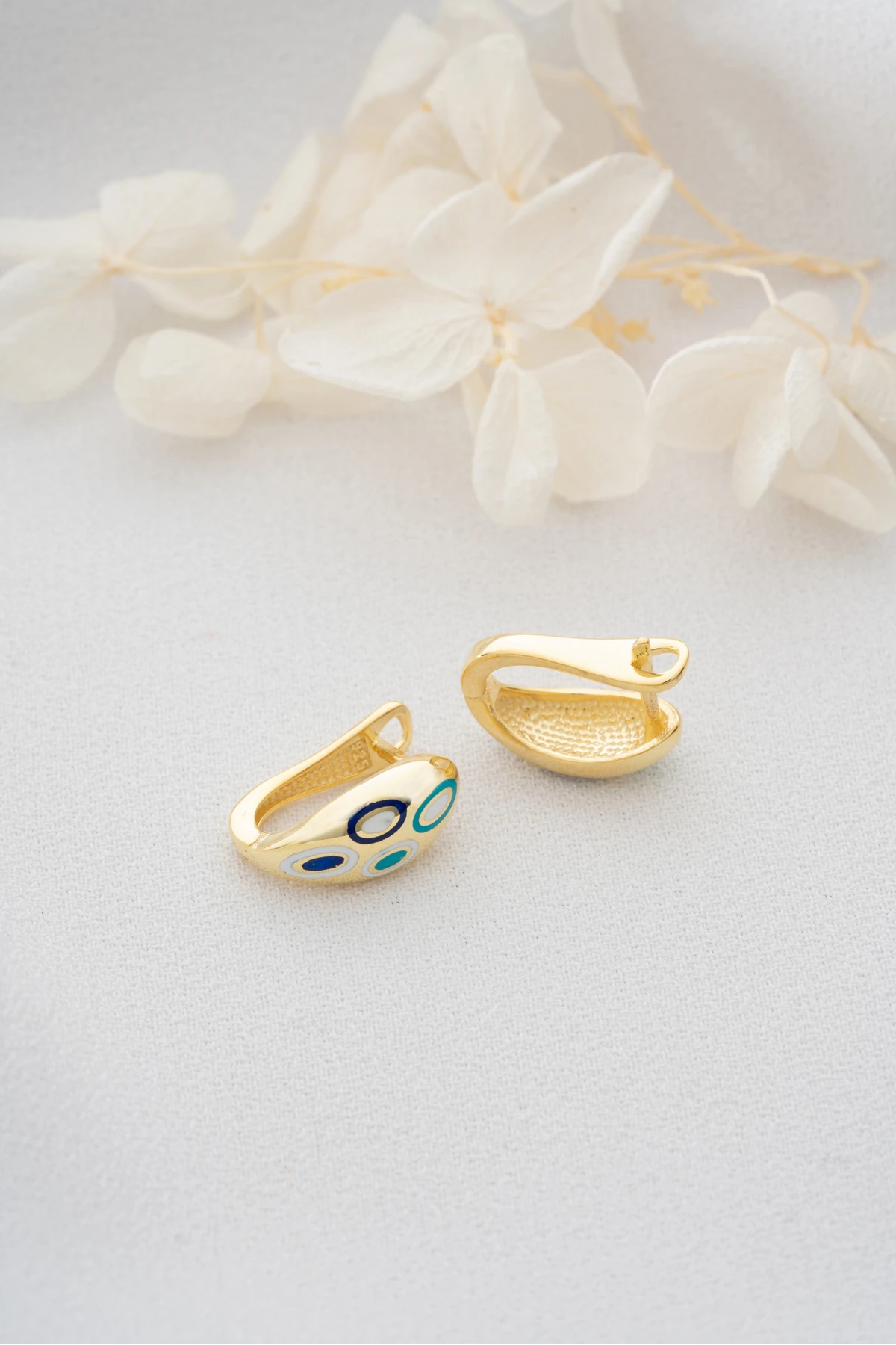 Gümüş Mineli Nazar Küpe