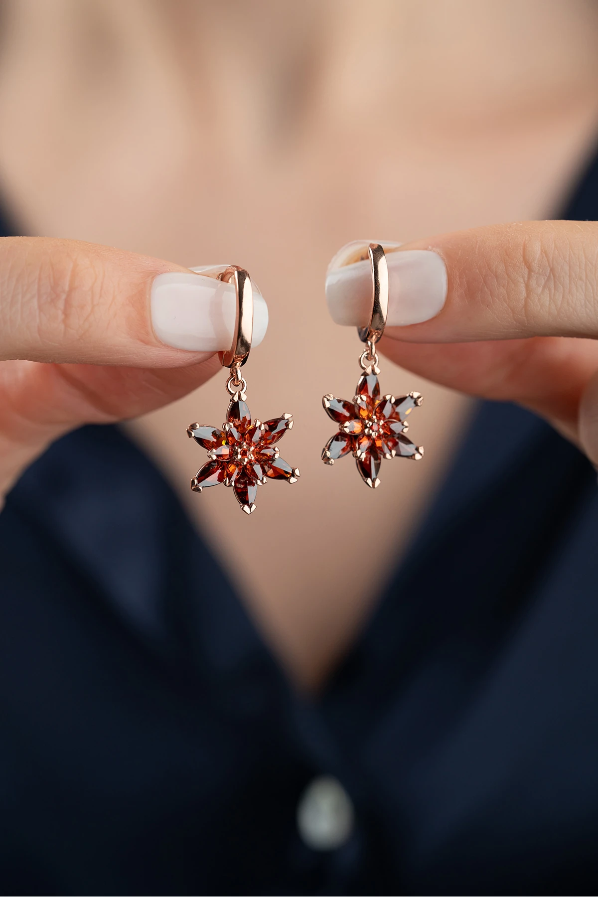 Gümüş Rose Garnet Taşlı Küpe