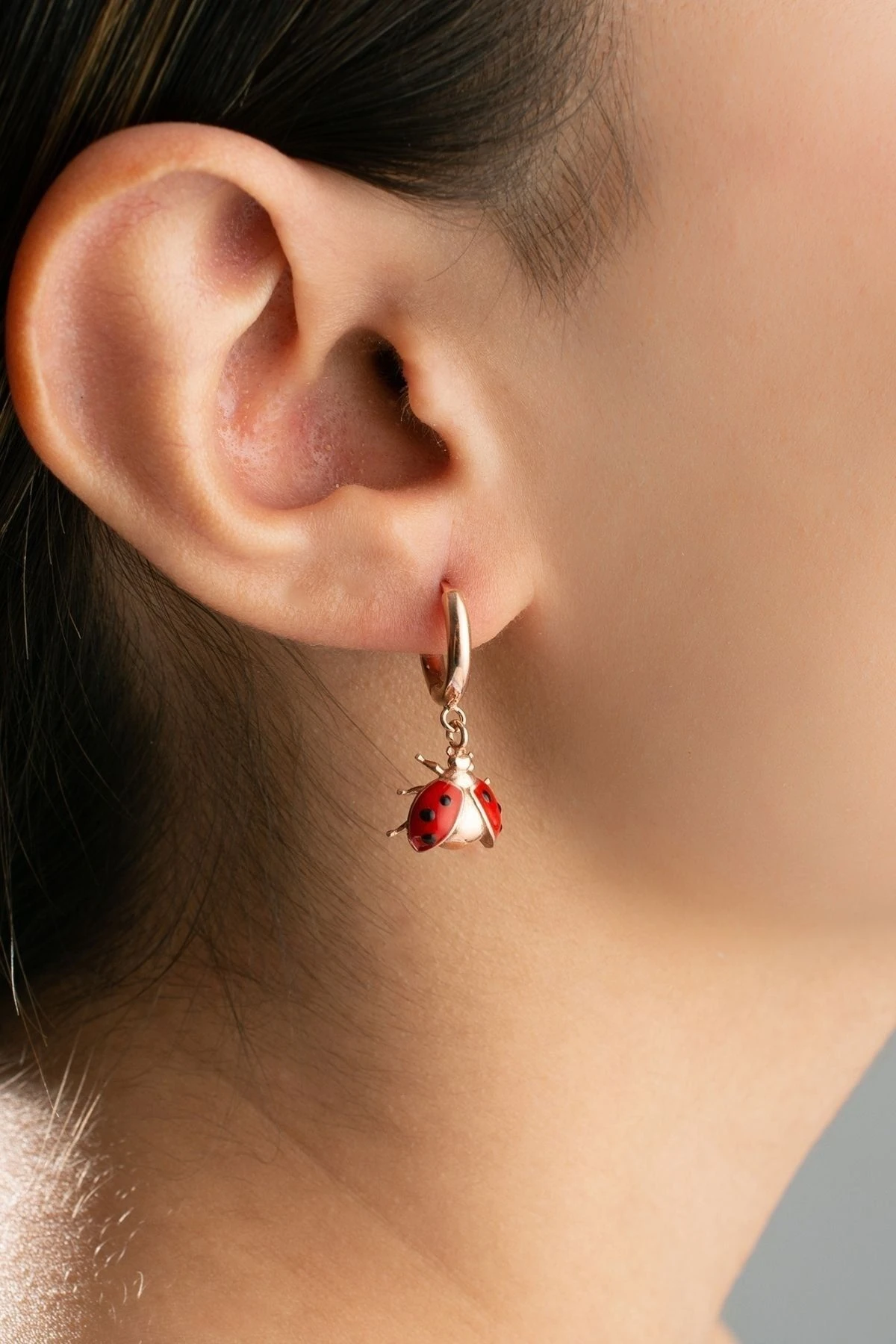 Gümüş Sallantılı Uğurböceği Çocuk Küpesi