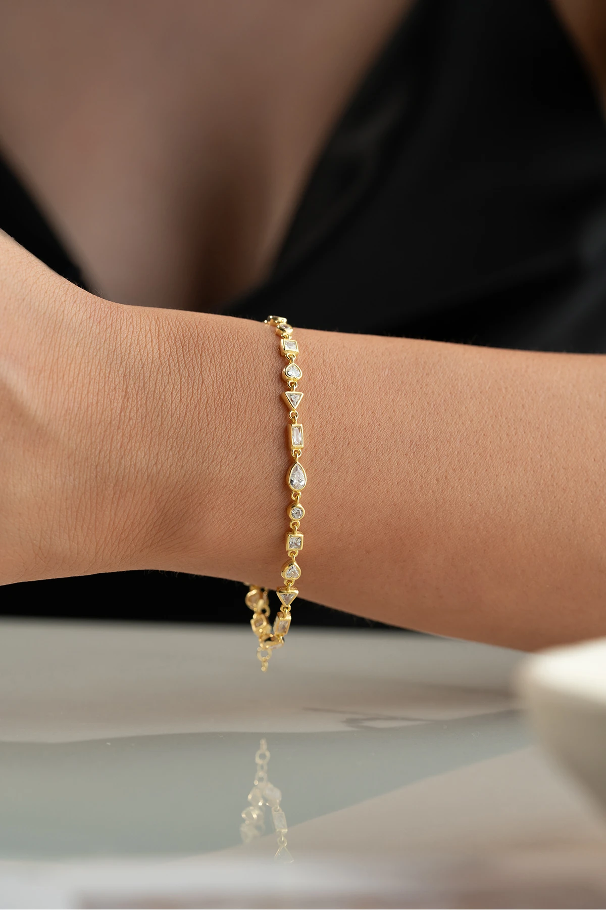 Gümüş Zirkon Taşlı Bileklik