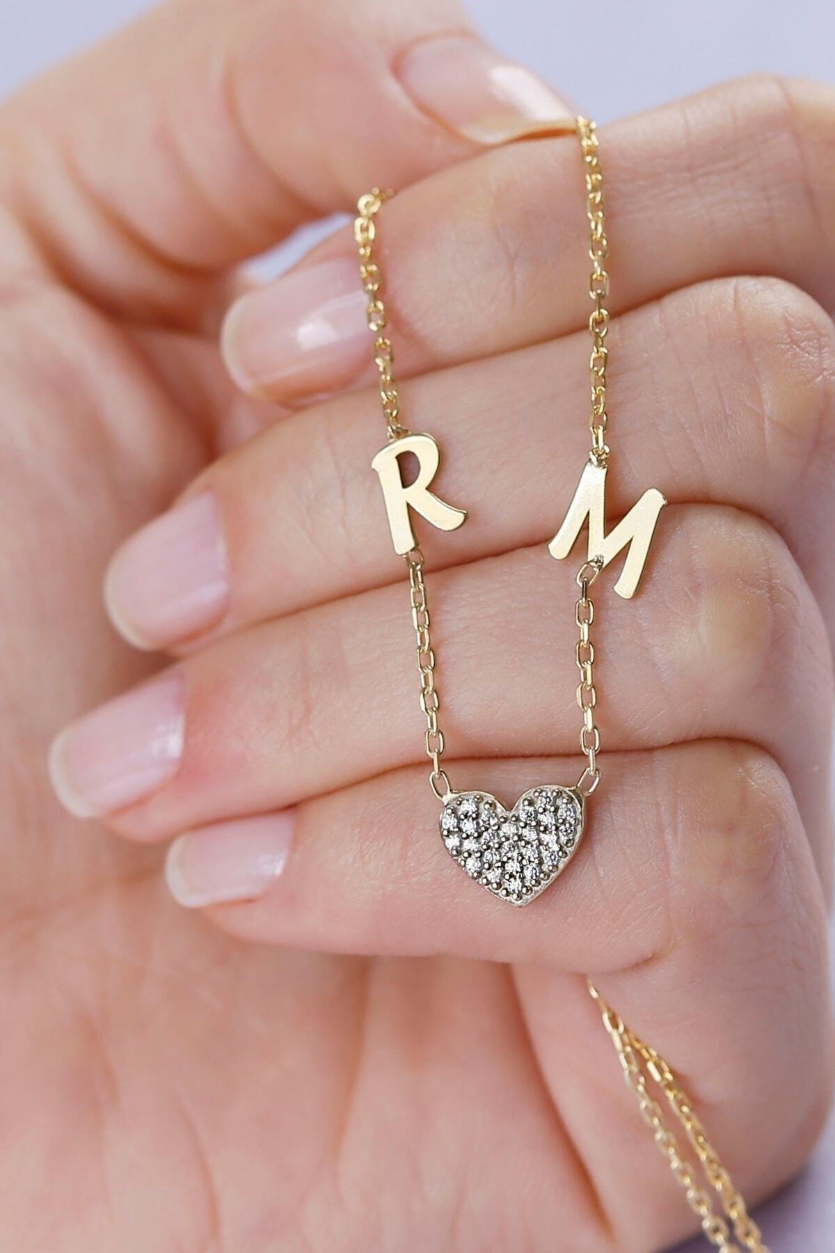 Gümüş Kalpli Harfli Kolye