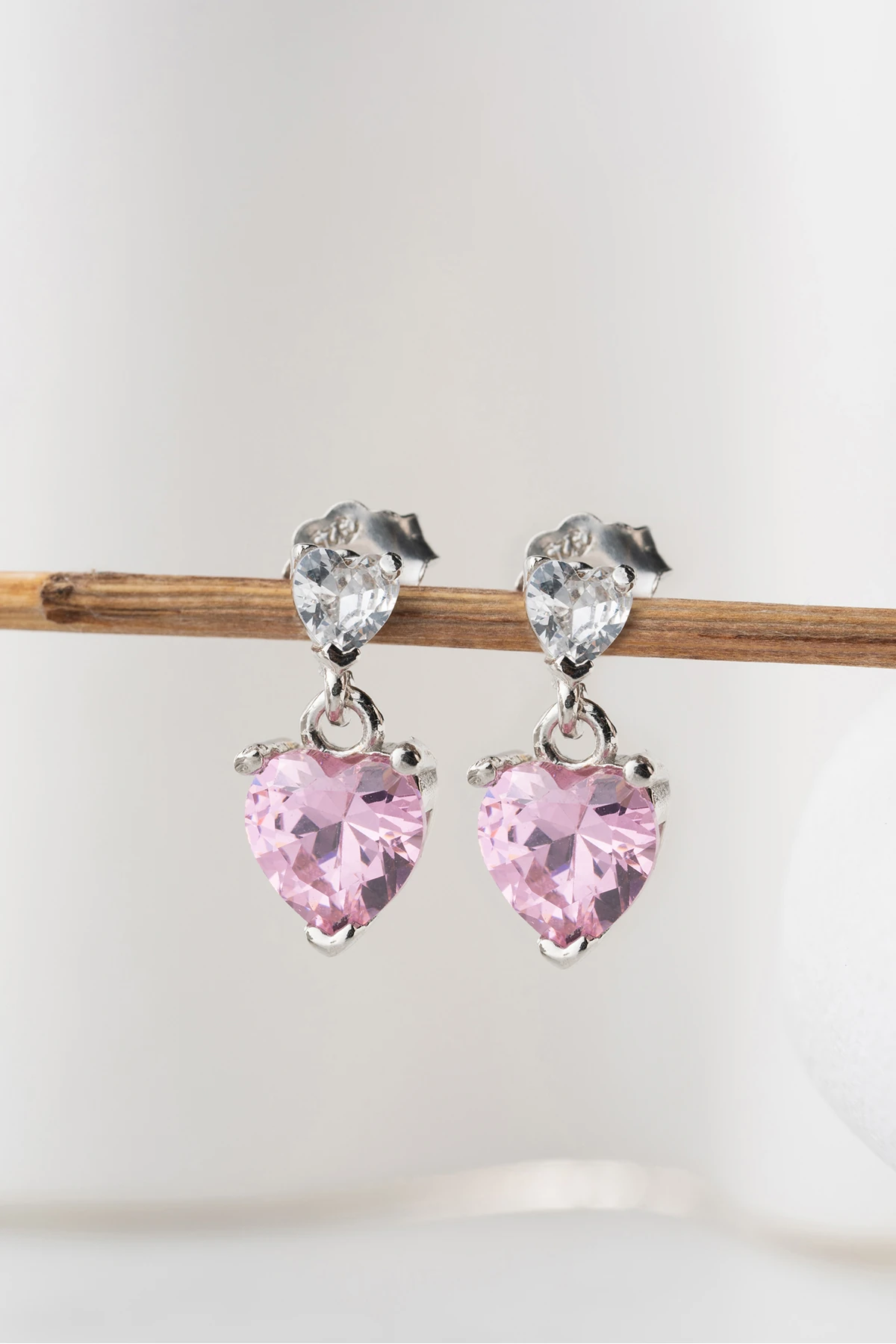 Gümüş Pembe Kalpli Küpe