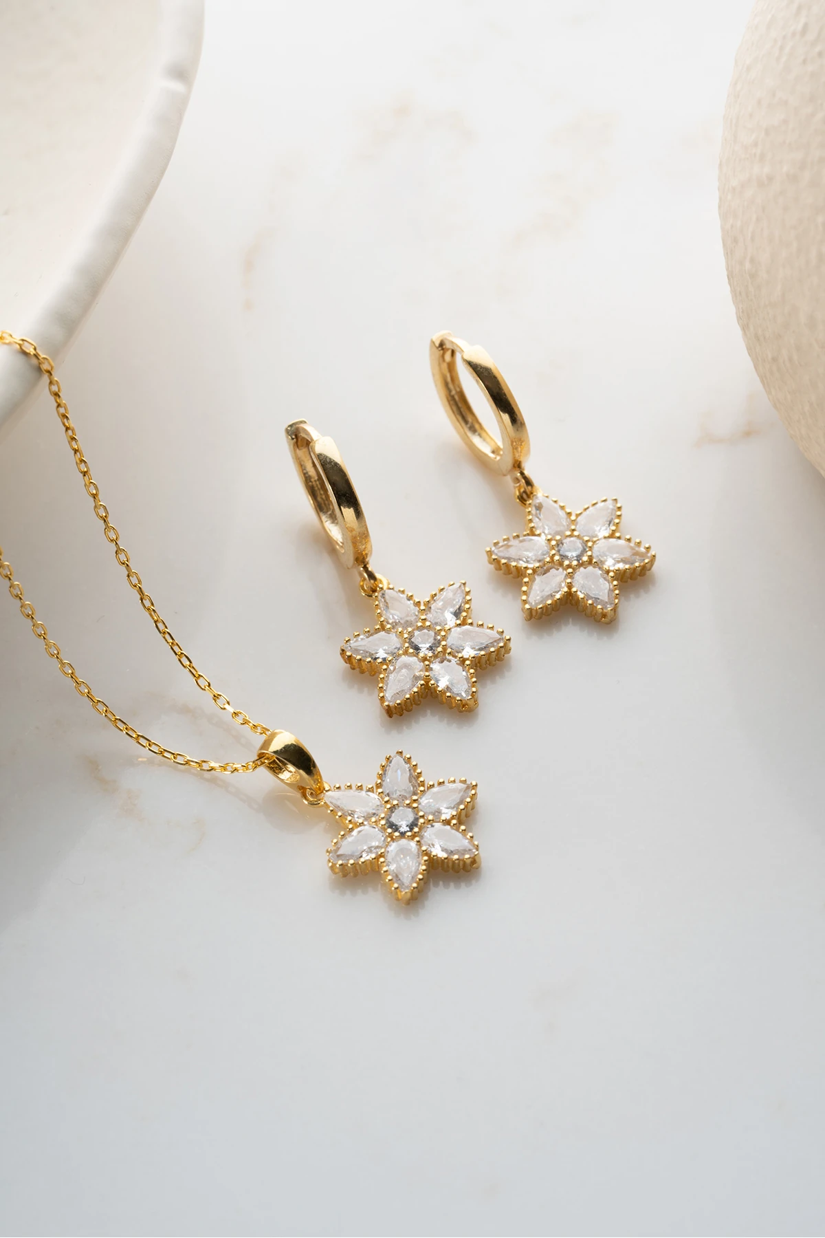 Gümüş Zirkon Taşlı Lotus (Kolye-Küpe) Set