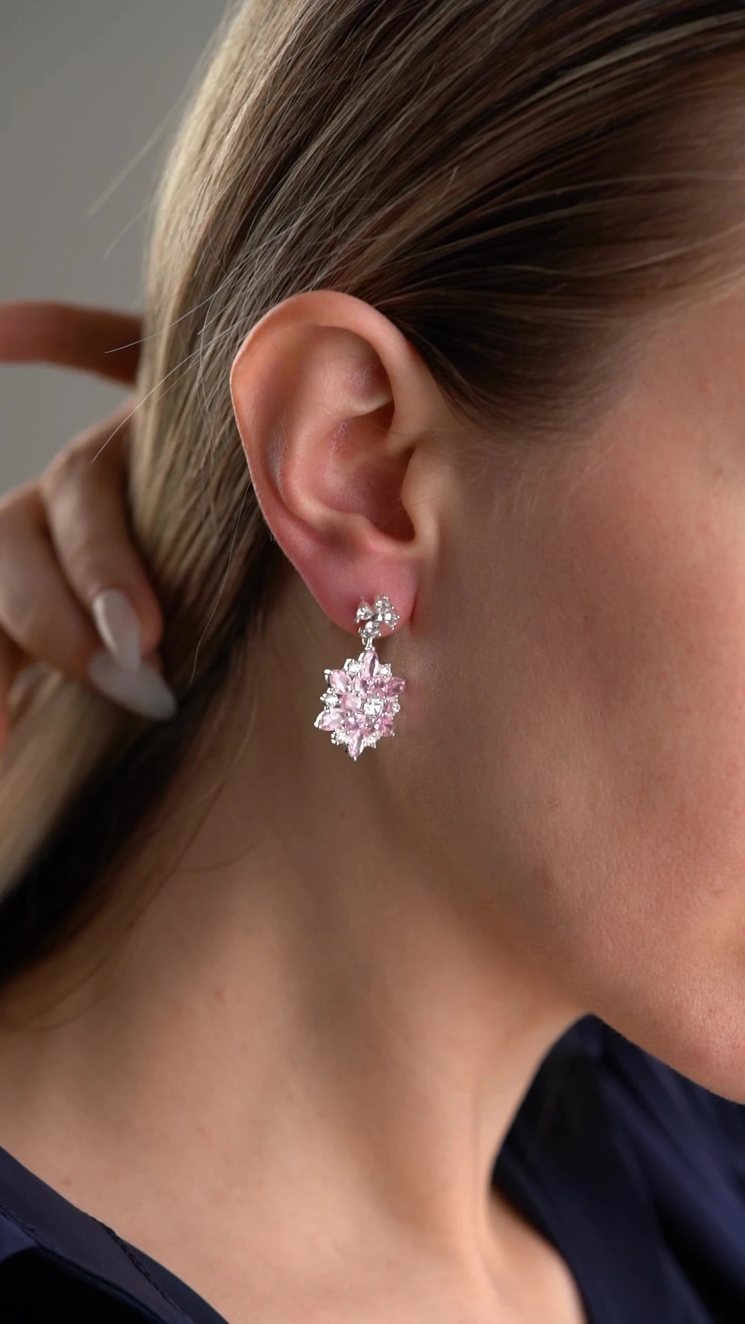 gümüş Işıklı Kutu Pembe Oval Taşlı Takı (Kolye-Küpe) Seti