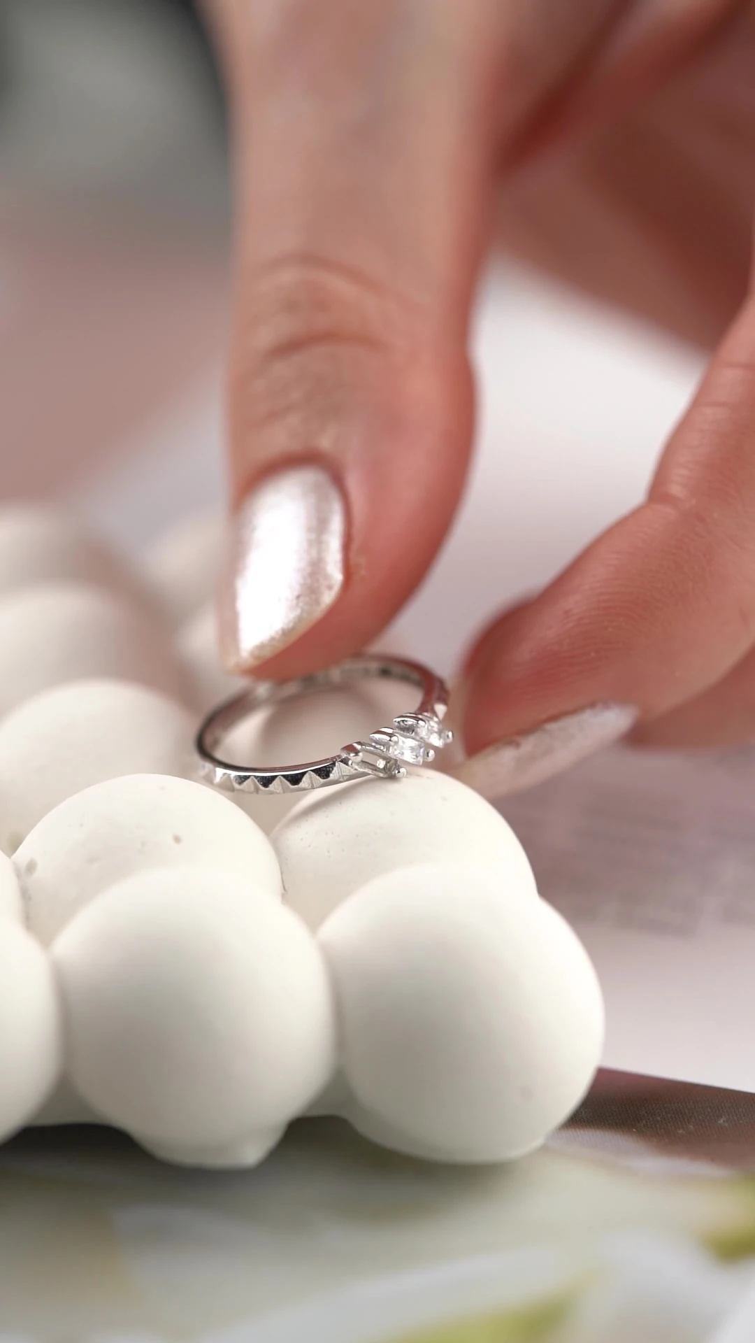 Gümüş Baget Taşlı Trio Ayarlanabilir Yüzük