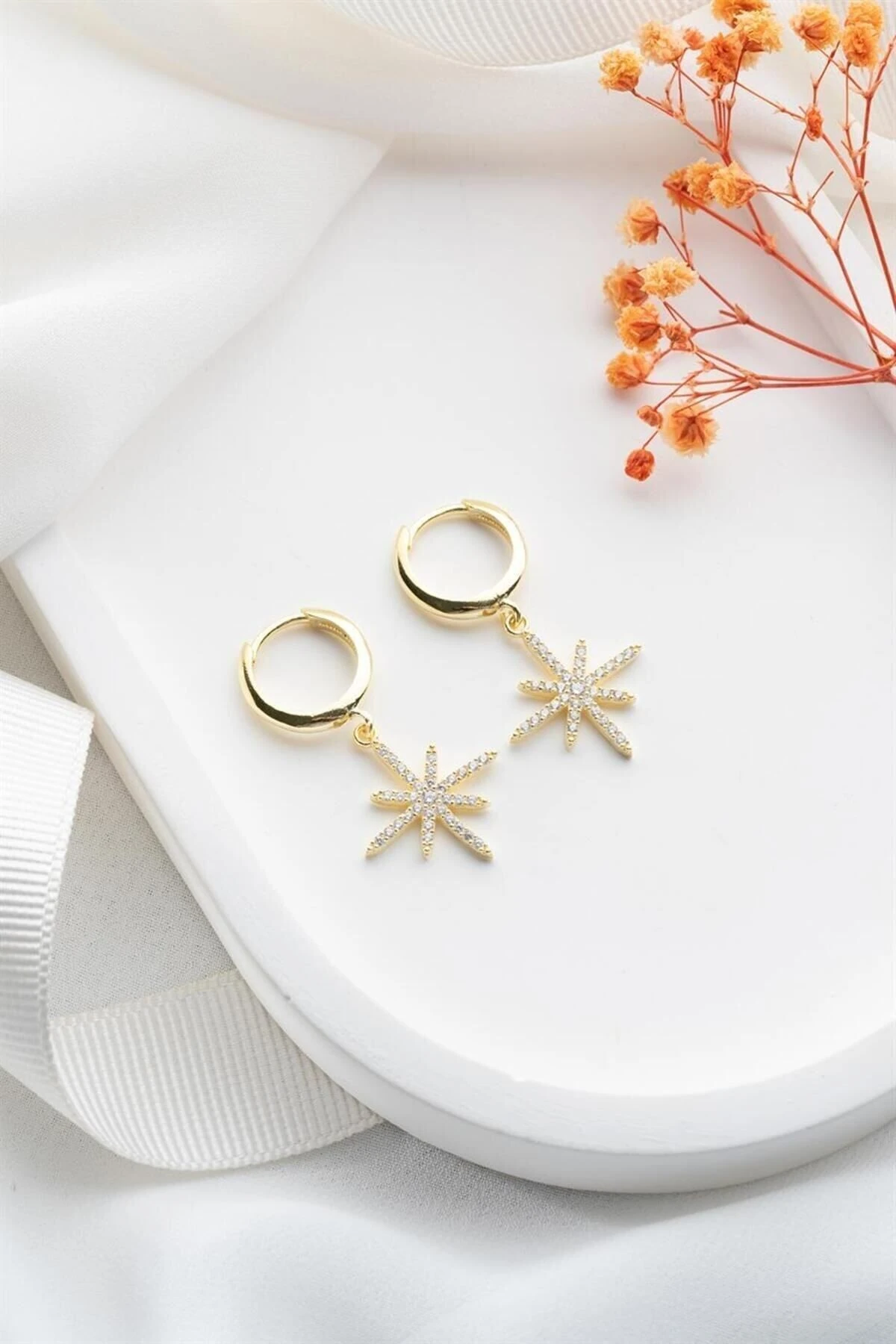 Gold Sallantılı Kutup Yıldızı Gümüş Küpe