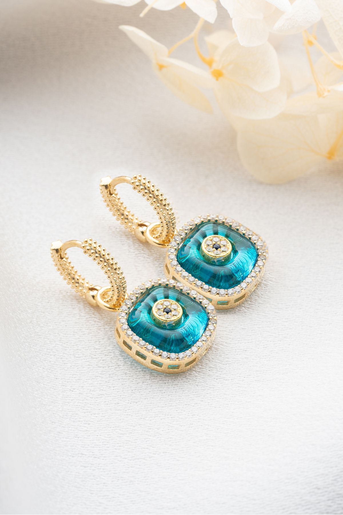 Gümüş Cam Göz Nazar Küpe