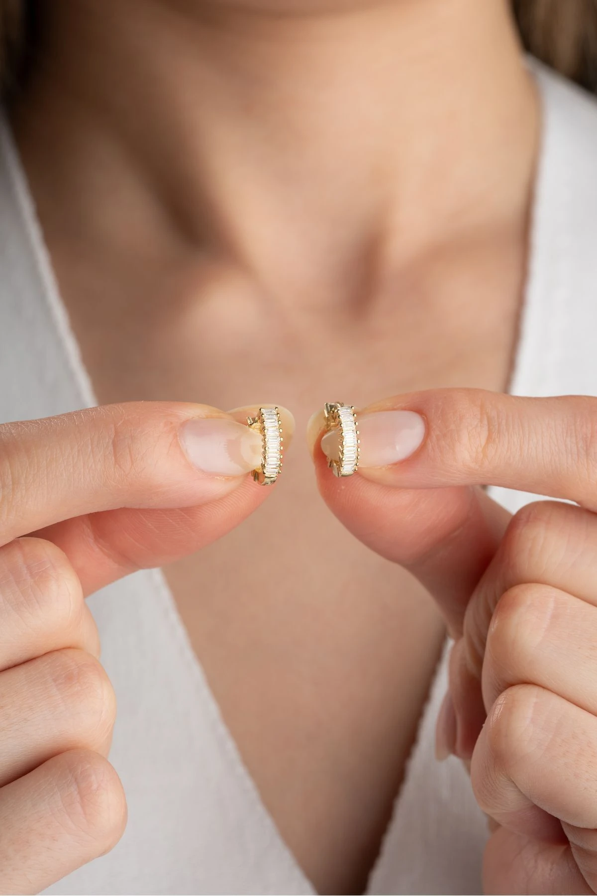 Gümüş Küçük Boy Baget Taşlı Halka Küpe