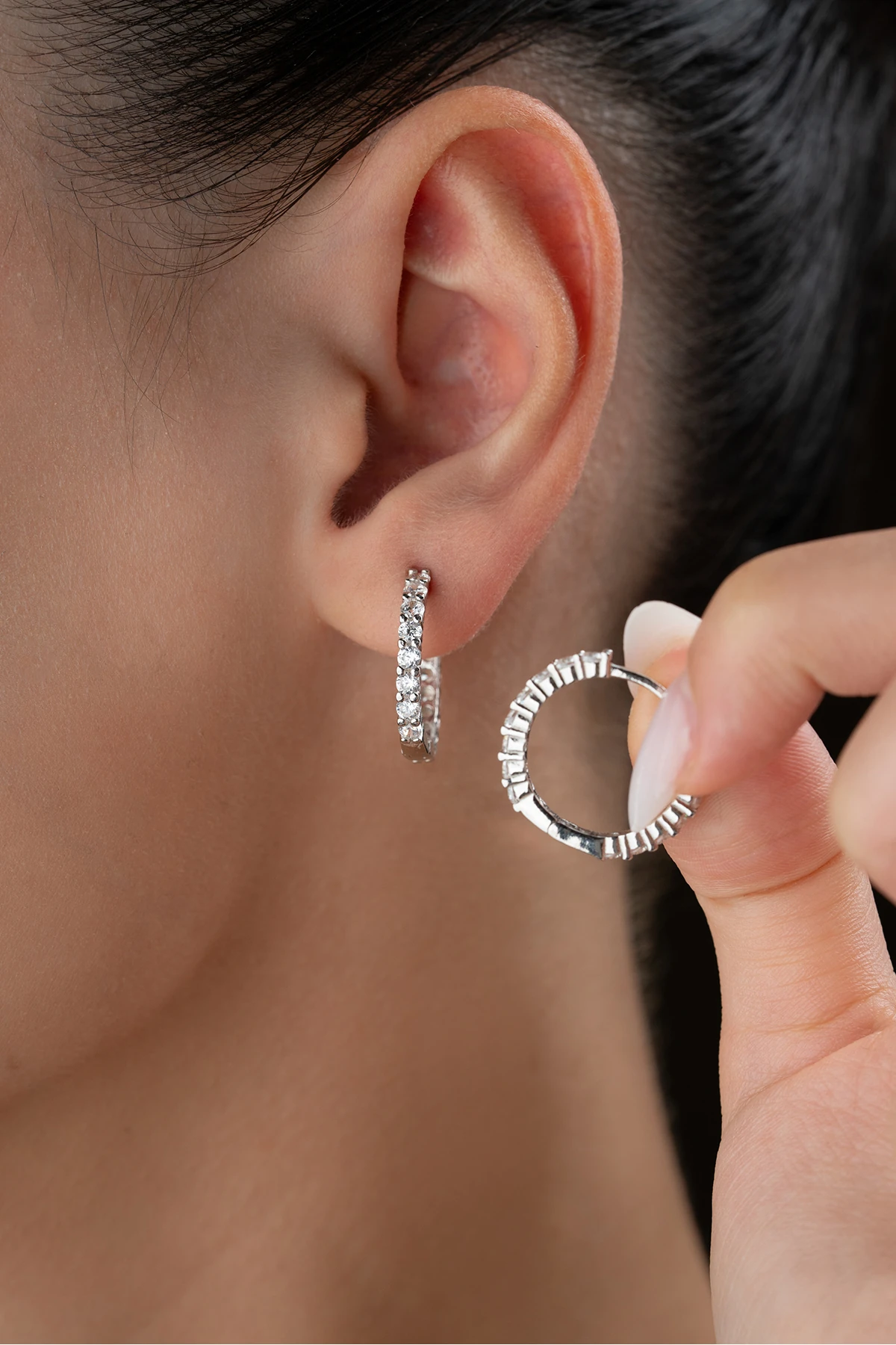 Gümüş Taşlı Halka Küpe